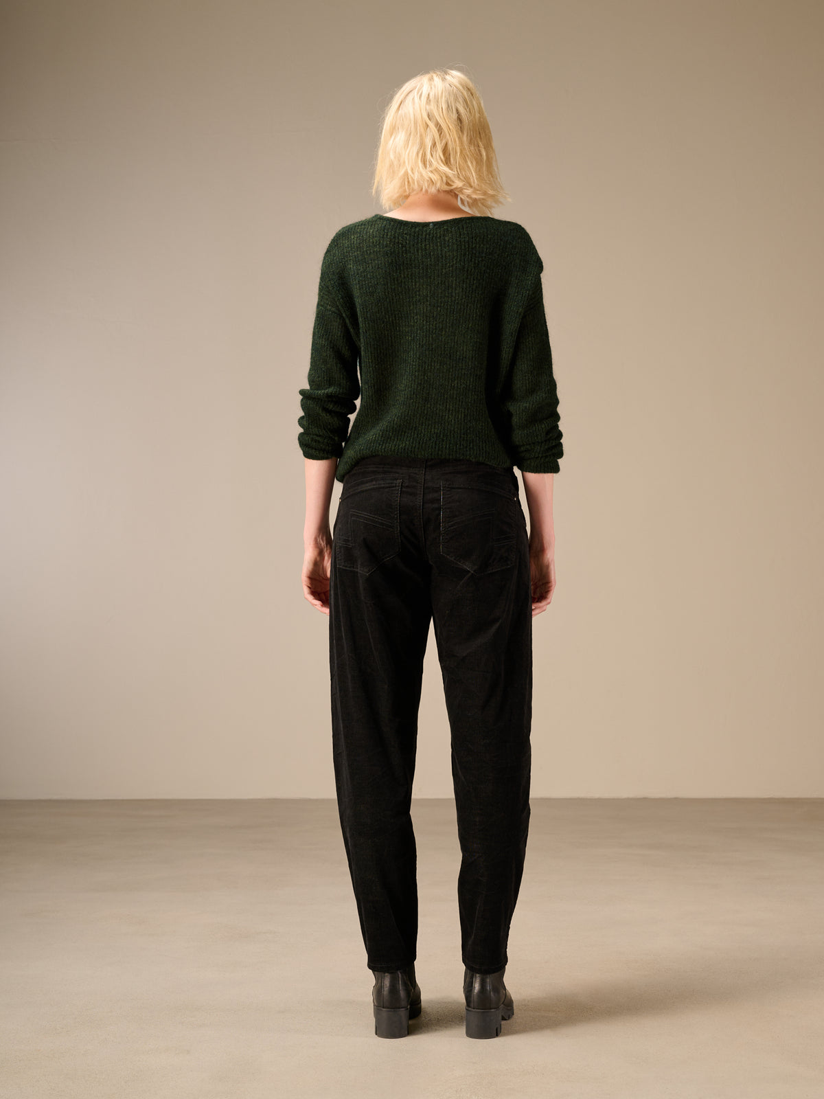 Pantaloni barrel fit