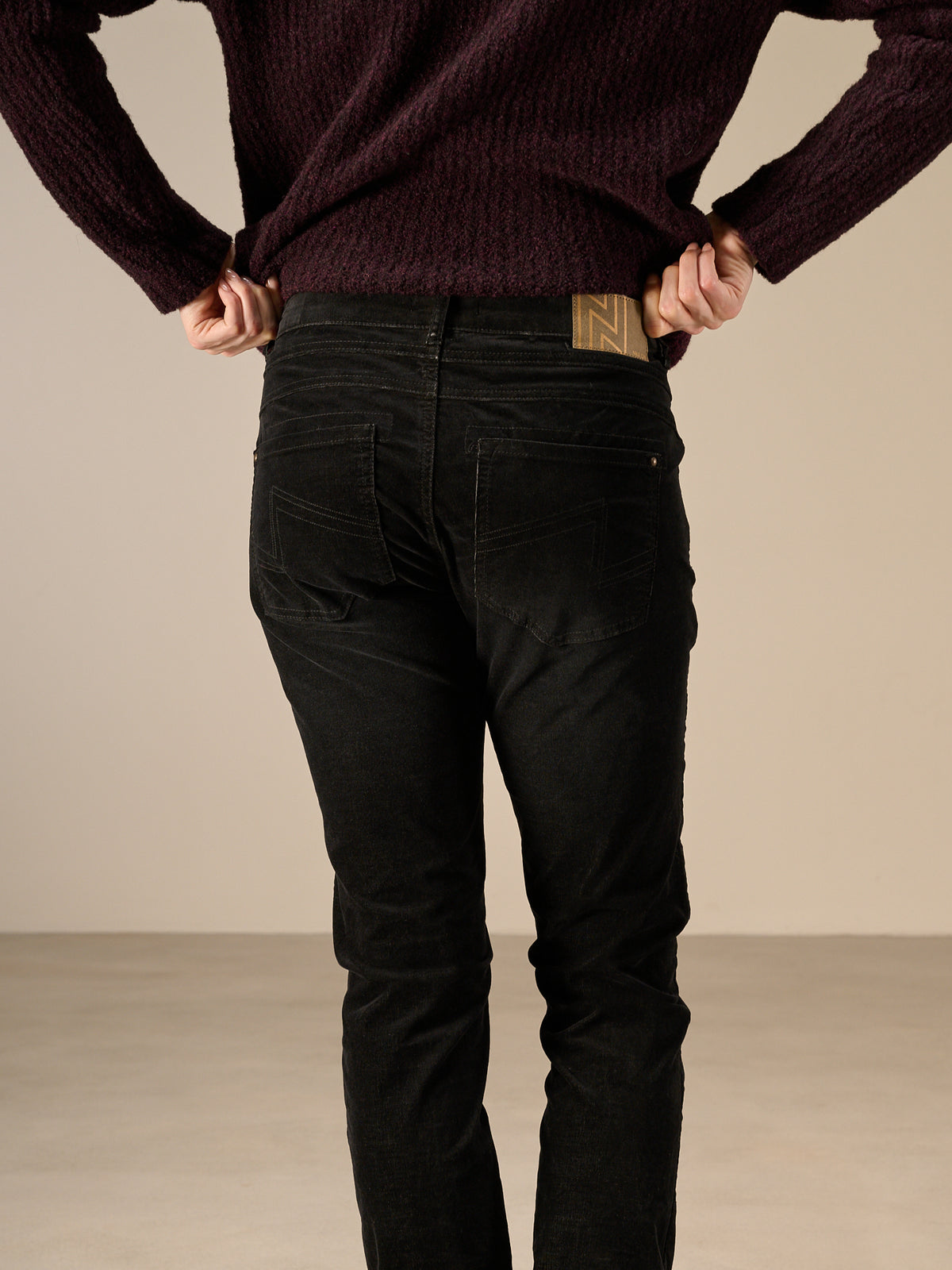 Pantaloni affusolati