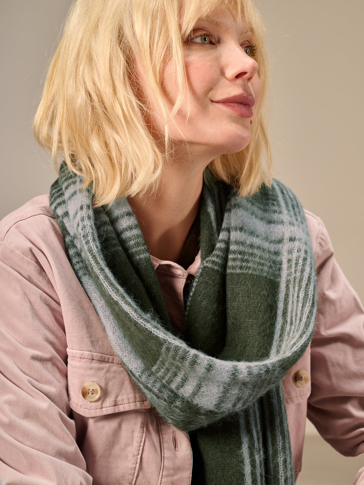Knitted scarf