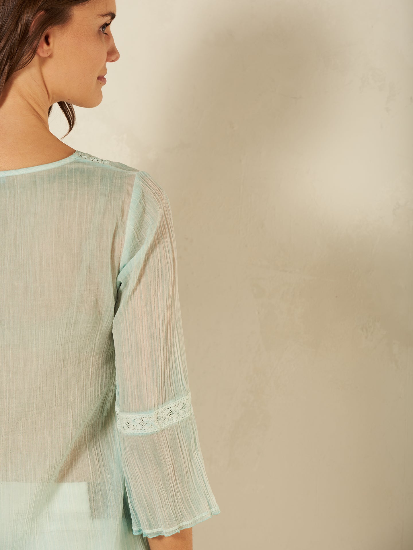 Blusa con volant