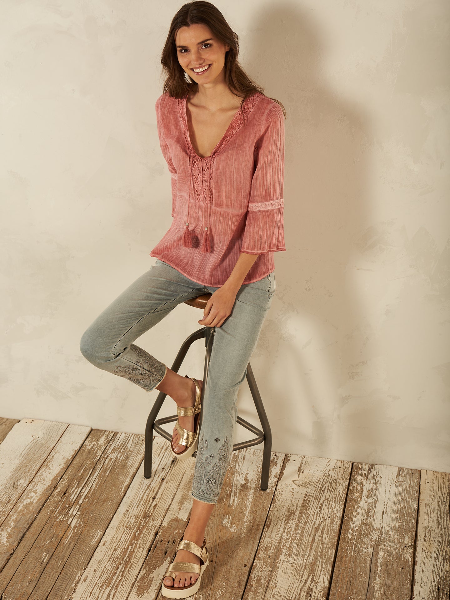 Blusa con volant