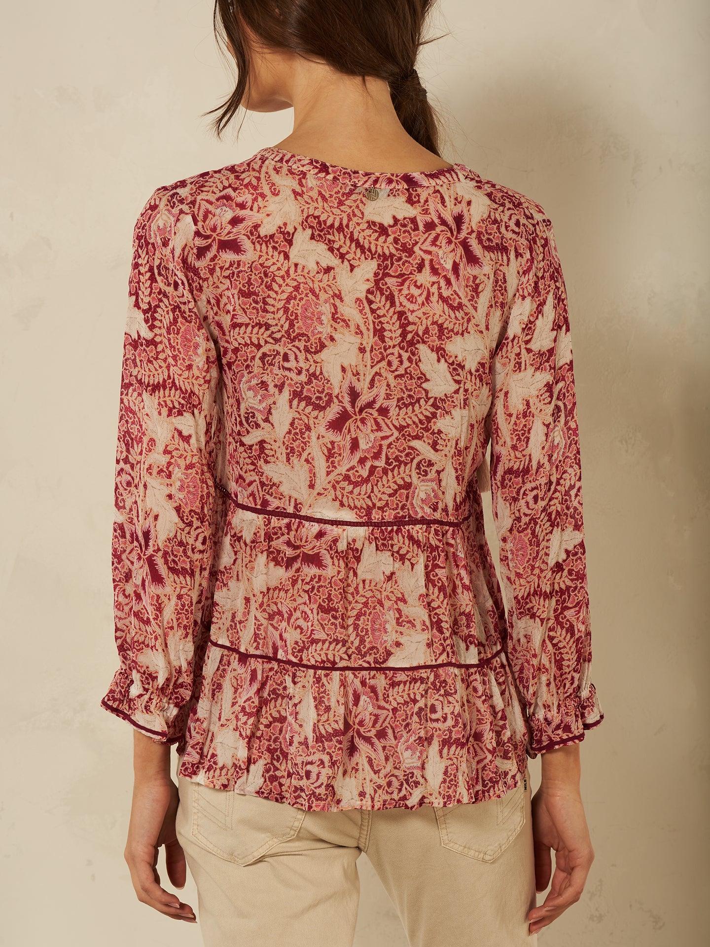 blouse à volants