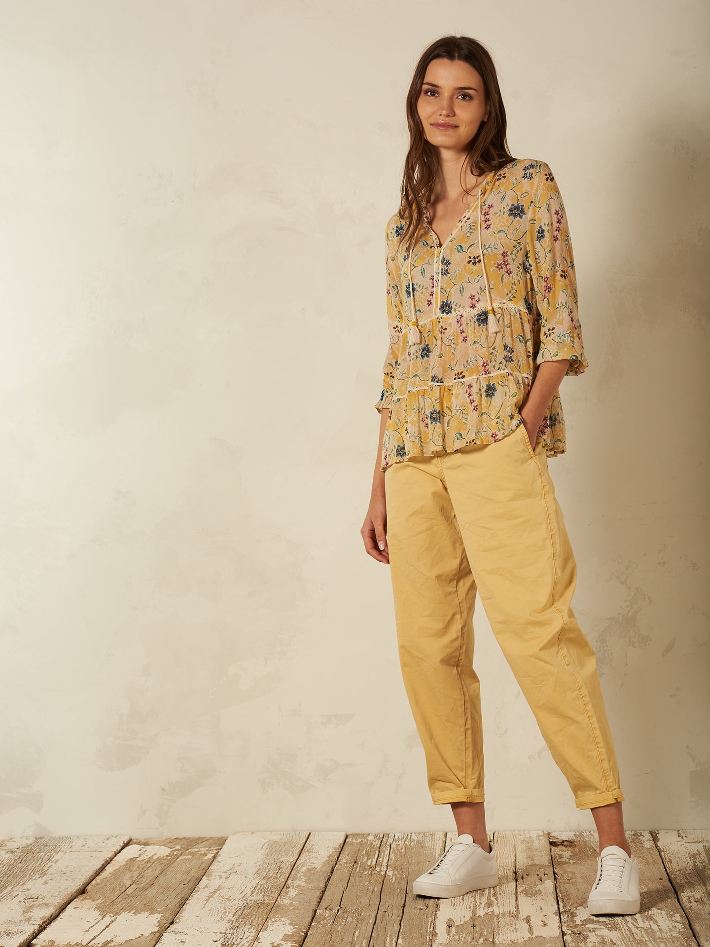 blouse à volants