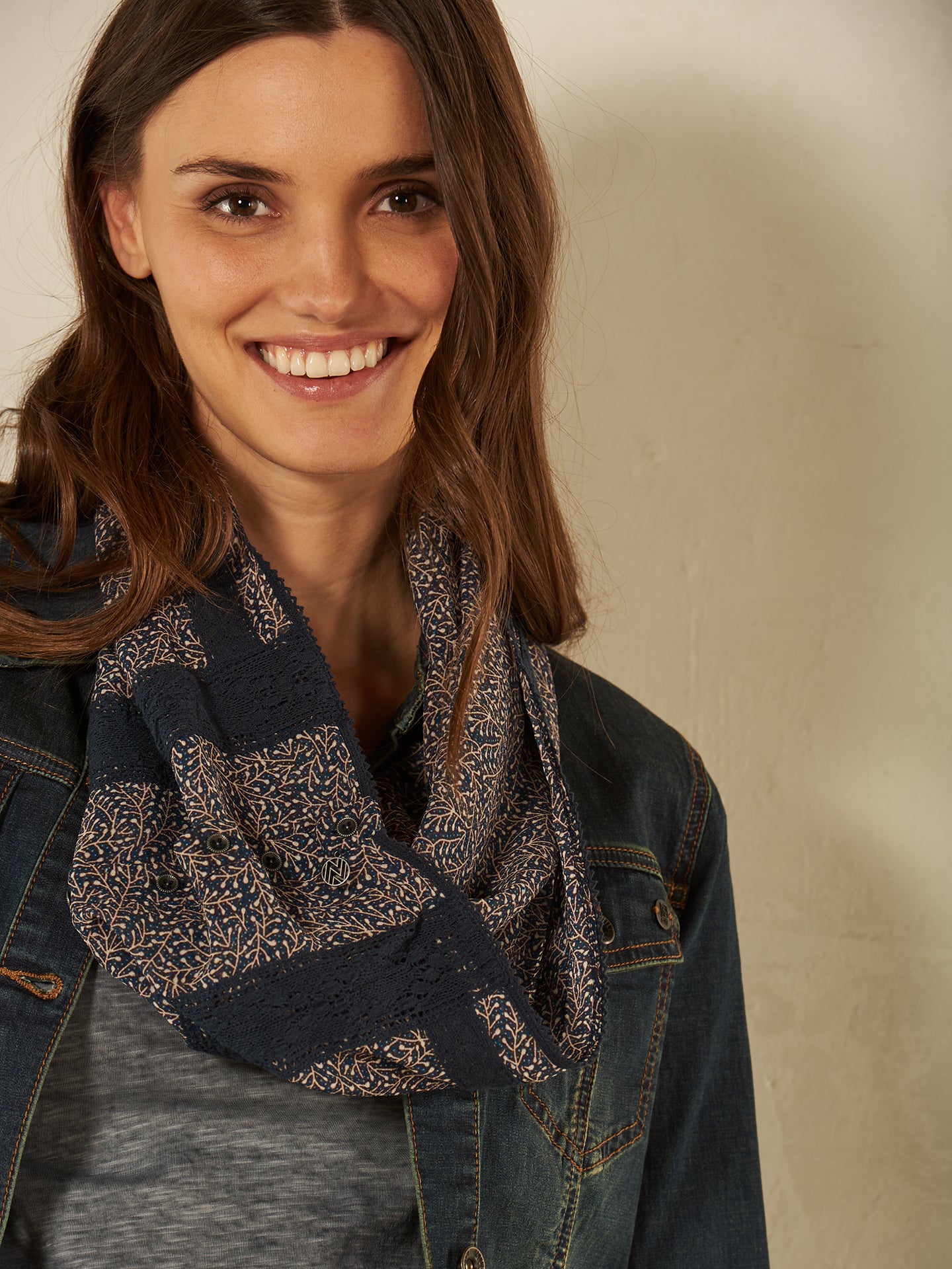 Loop scarf