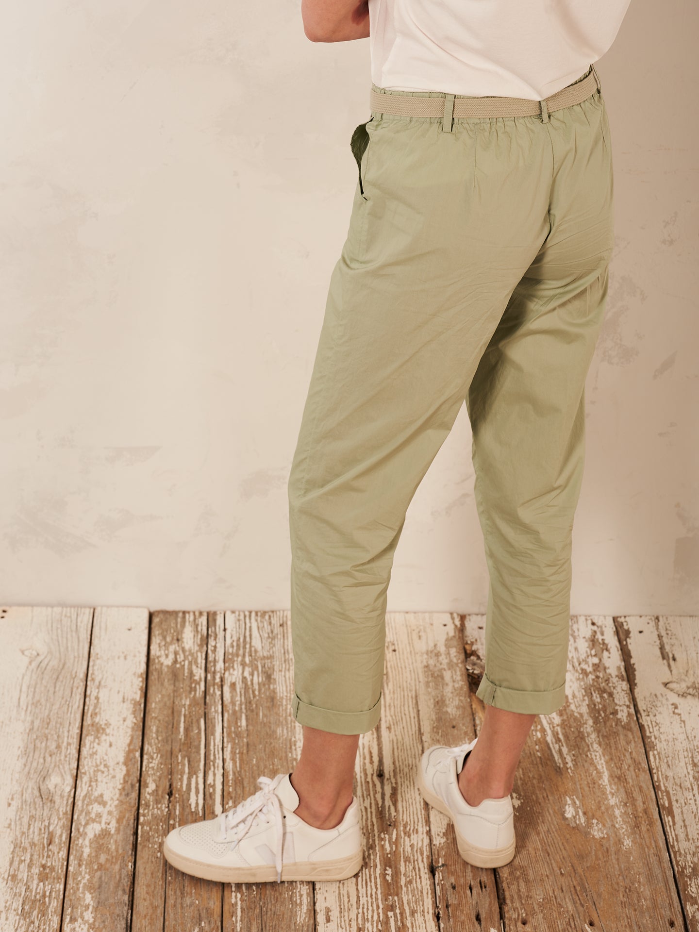 Hose mit Gürtel