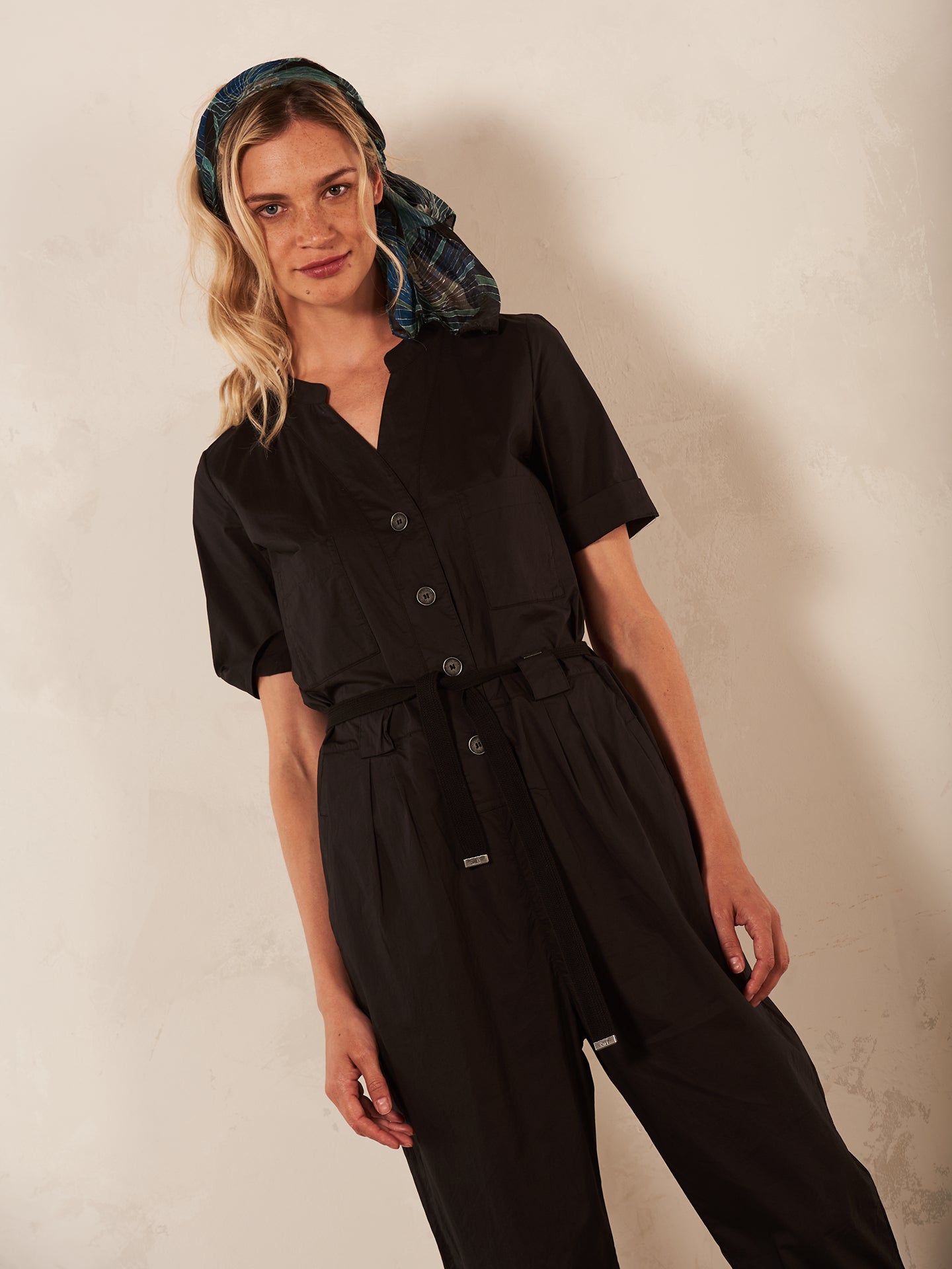 Tuta jumpsuit con cintura