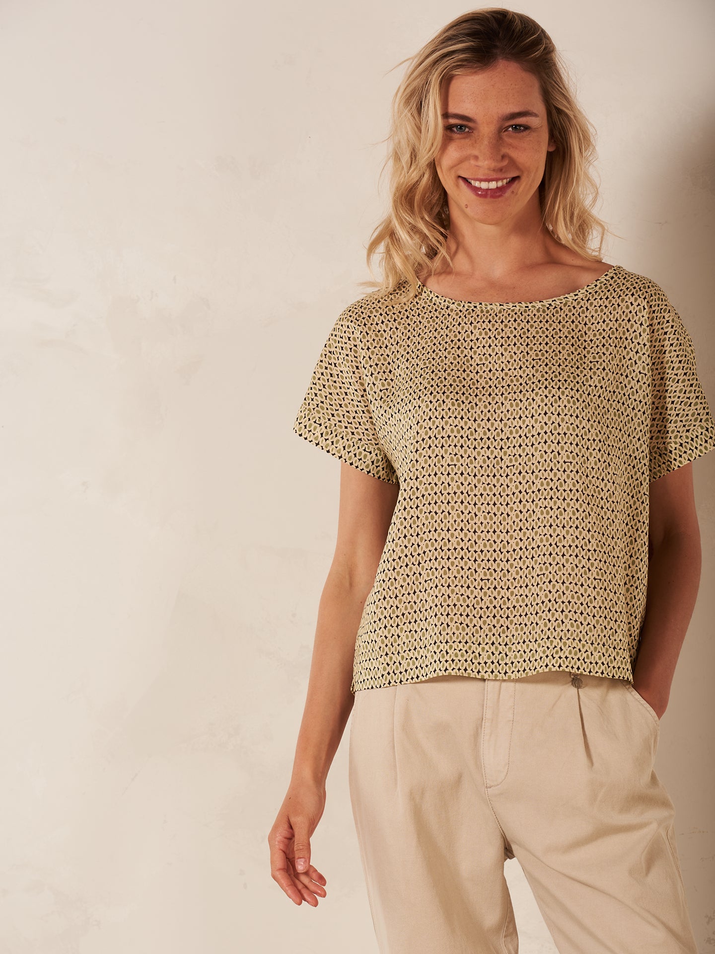 blouse à col rond