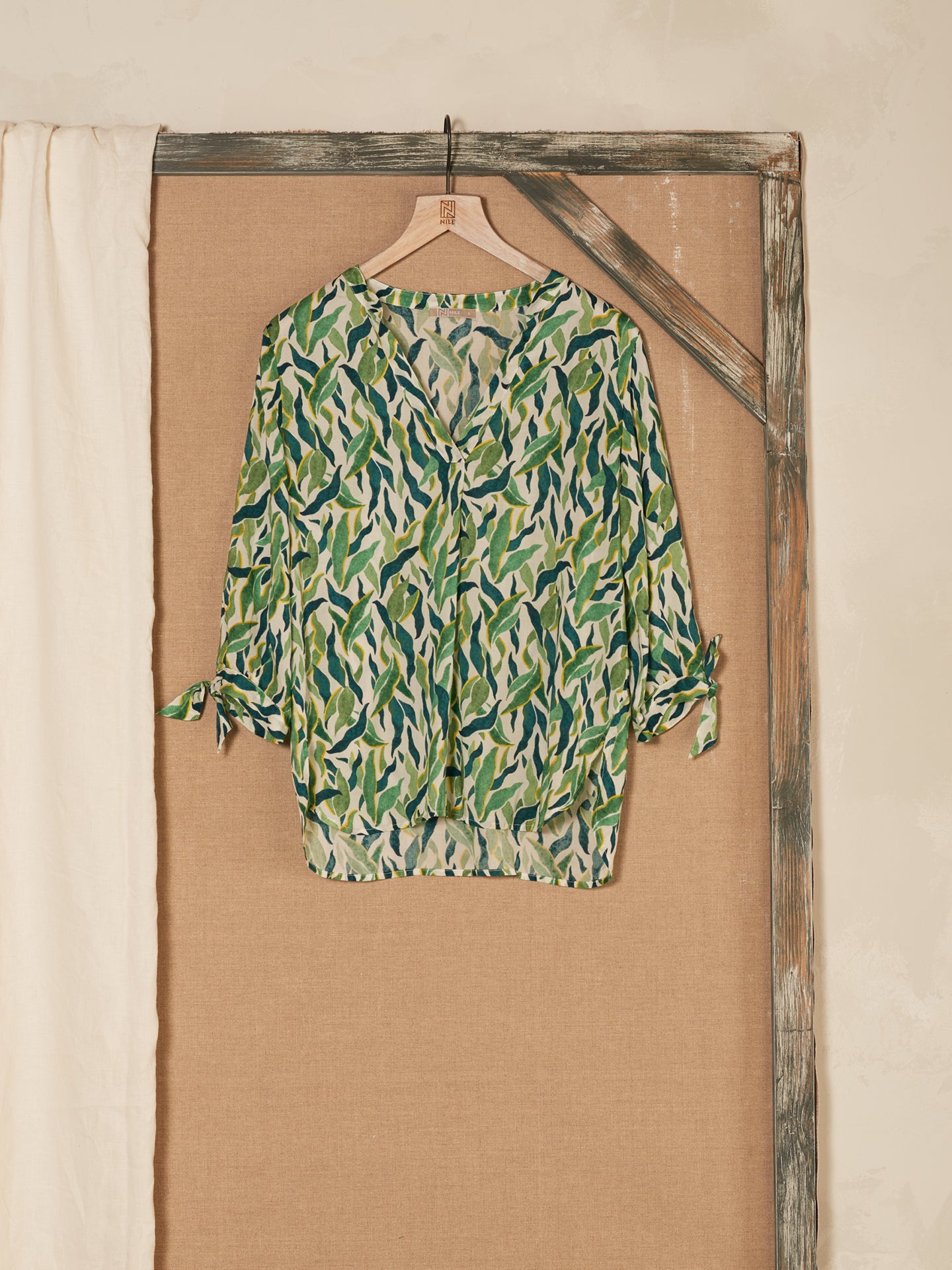 blouse avec col en V