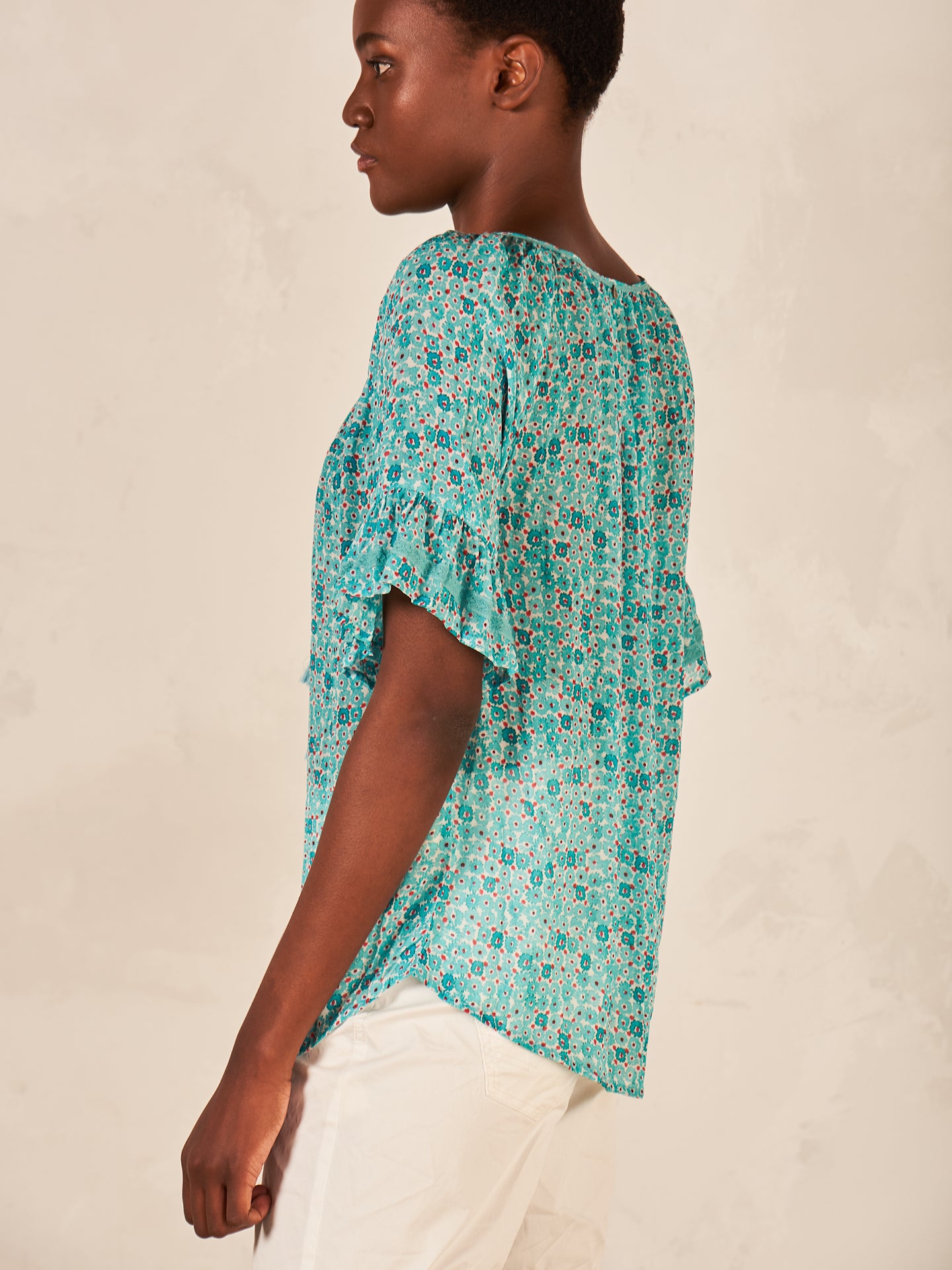 blouse avec détails à volants
