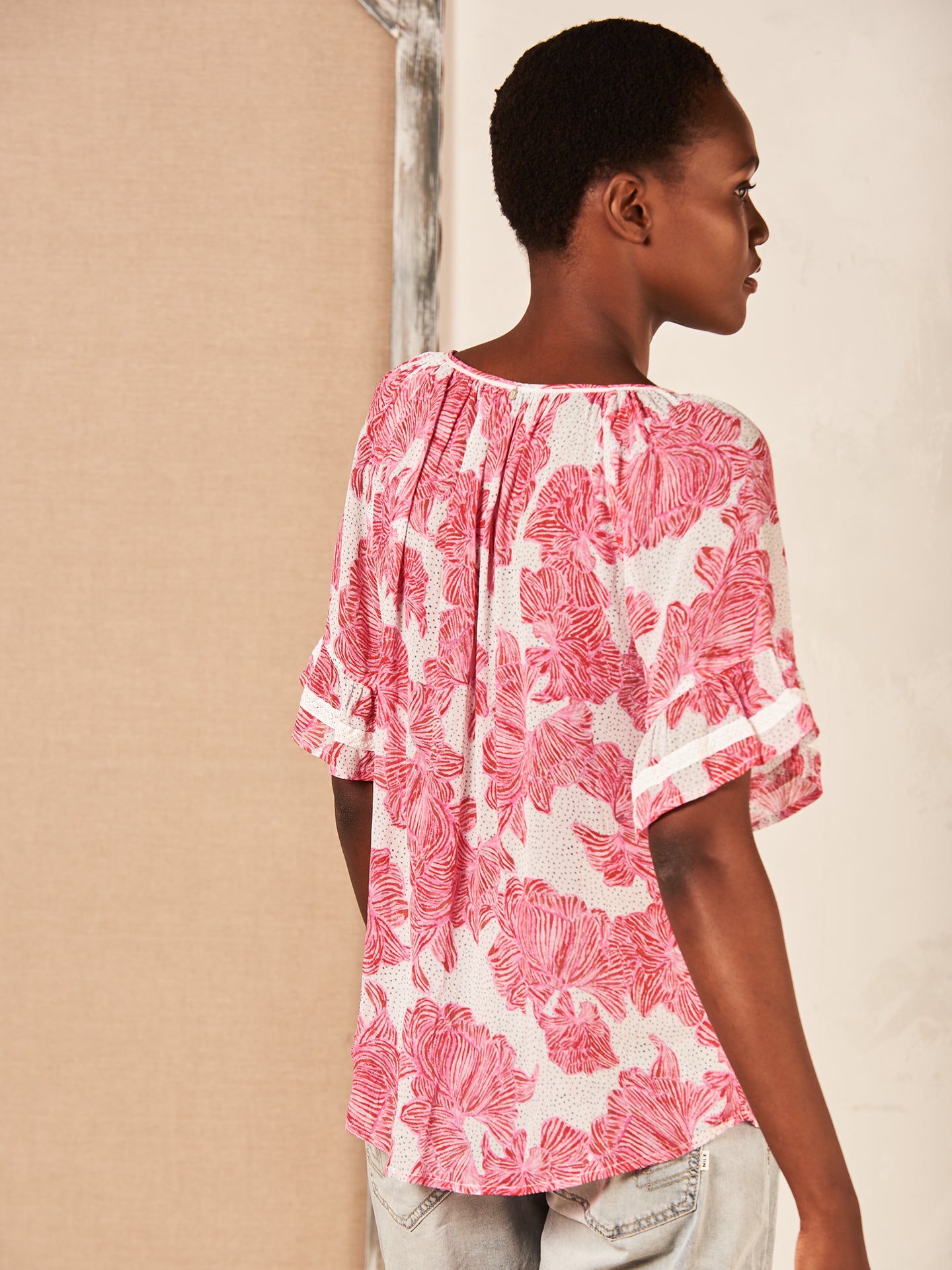 blouse avec détails à volants