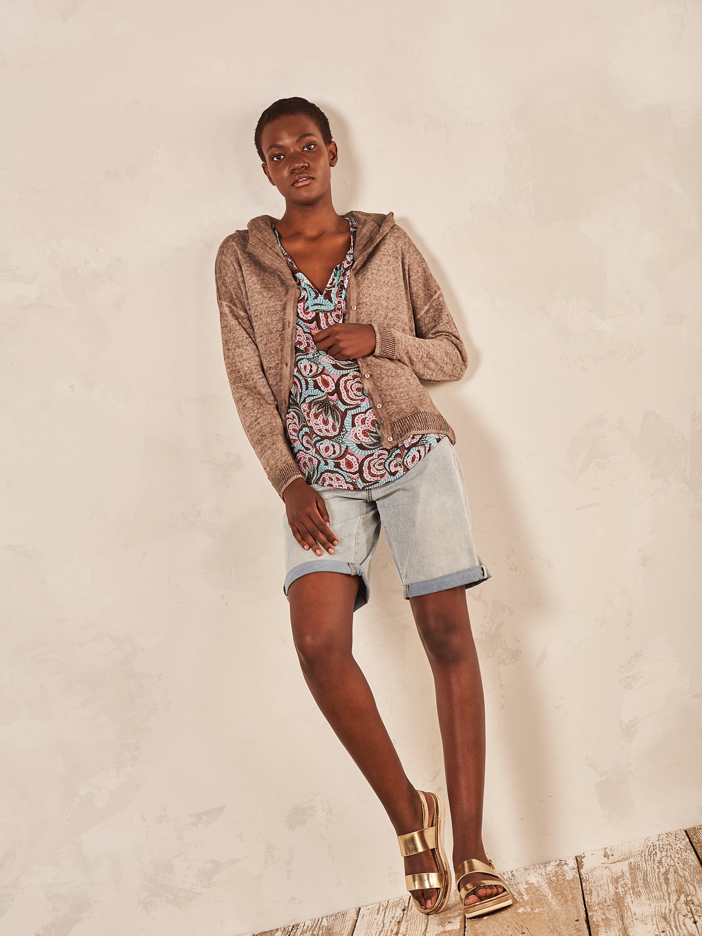 Cardigan with linen