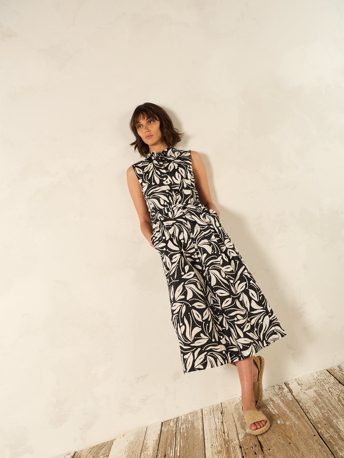 Kleid mit Kragen