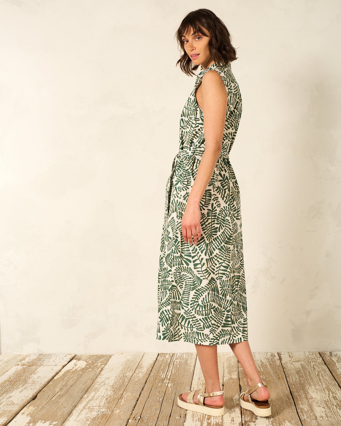Kleid mit Kragen
