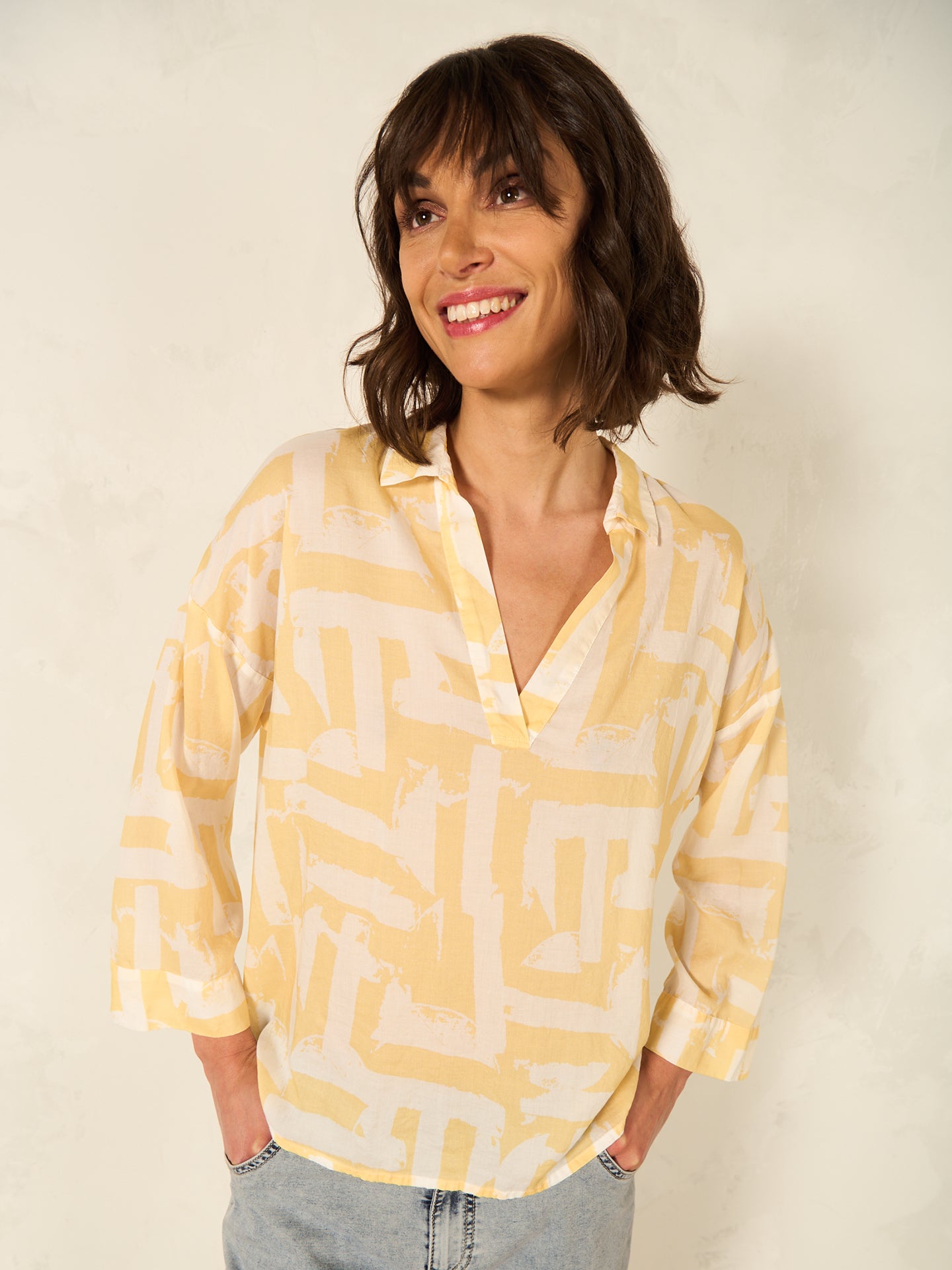 blouse avec col en V