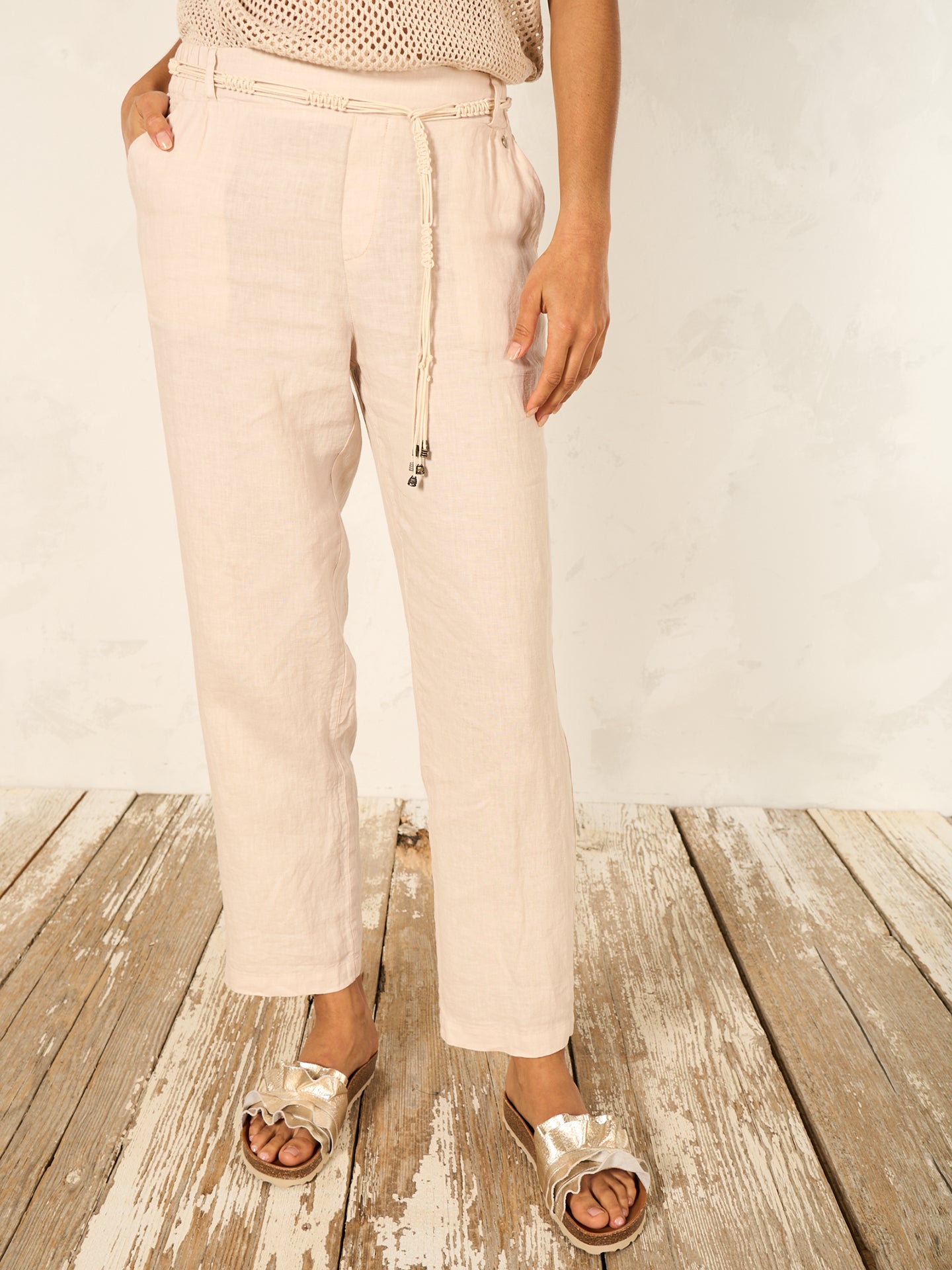 Pantaloni con cintura