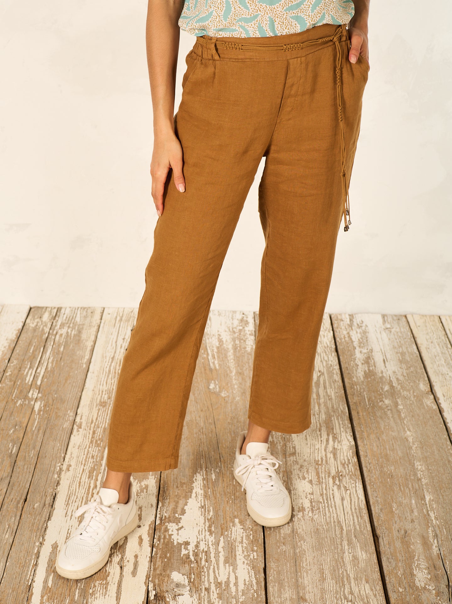 Pantaloni con cintura