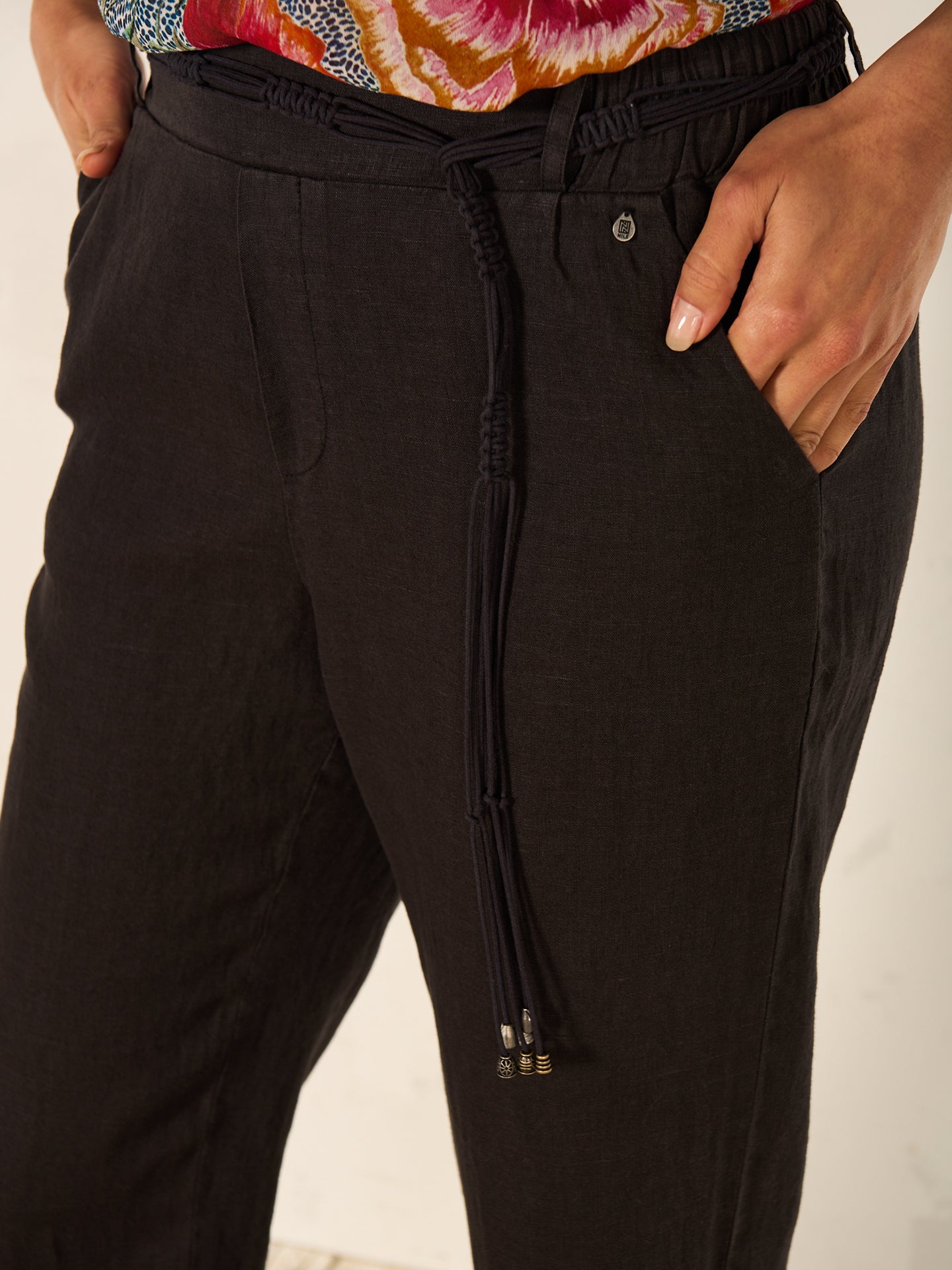 Pantaloni con cintura