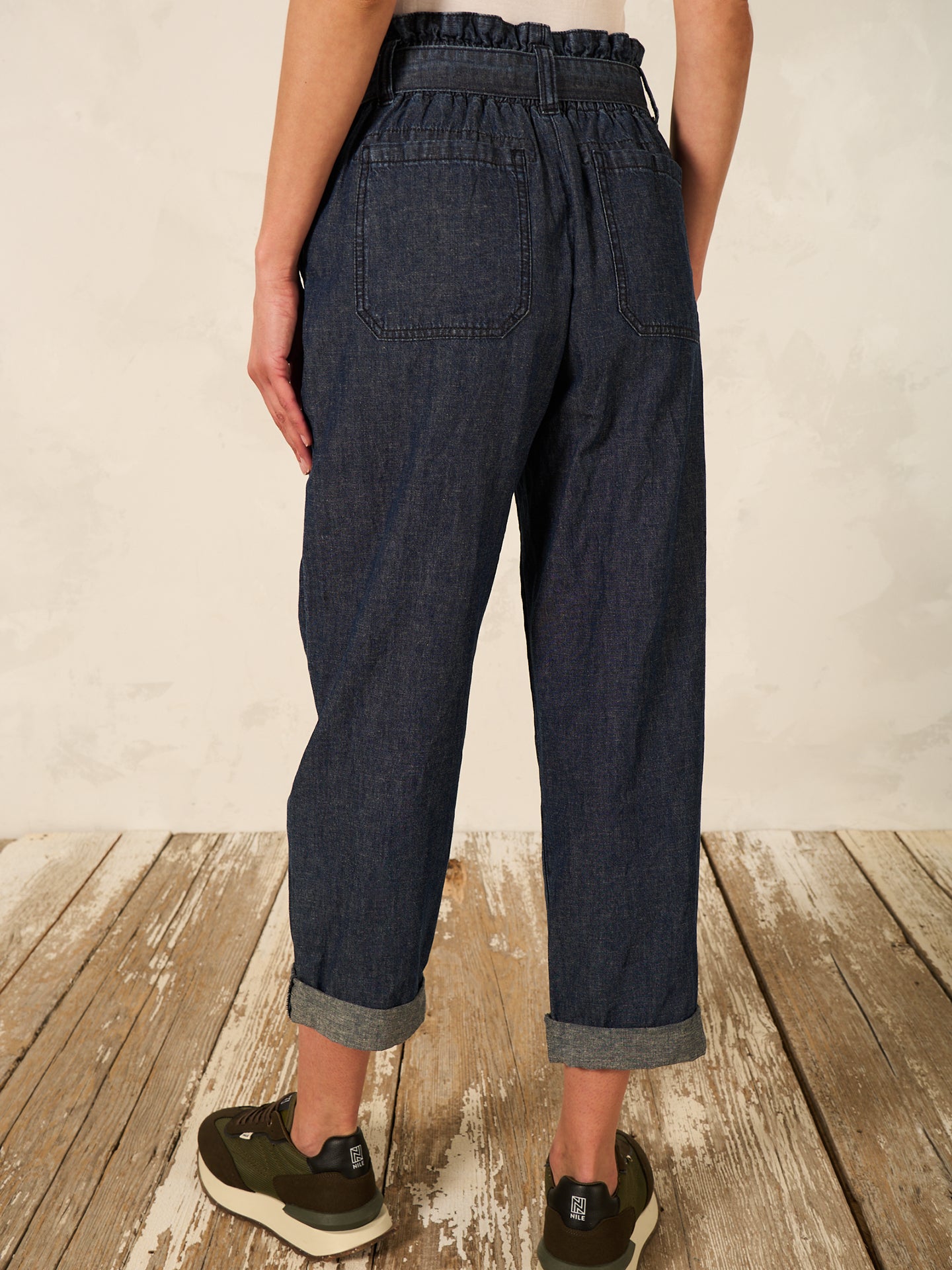 Pantaloni dritti