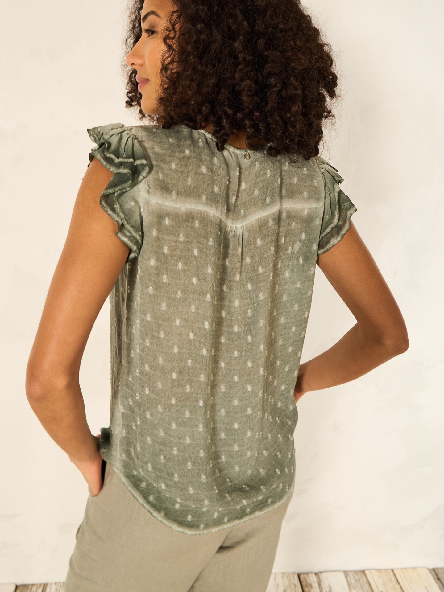 blouse avec détails à volants