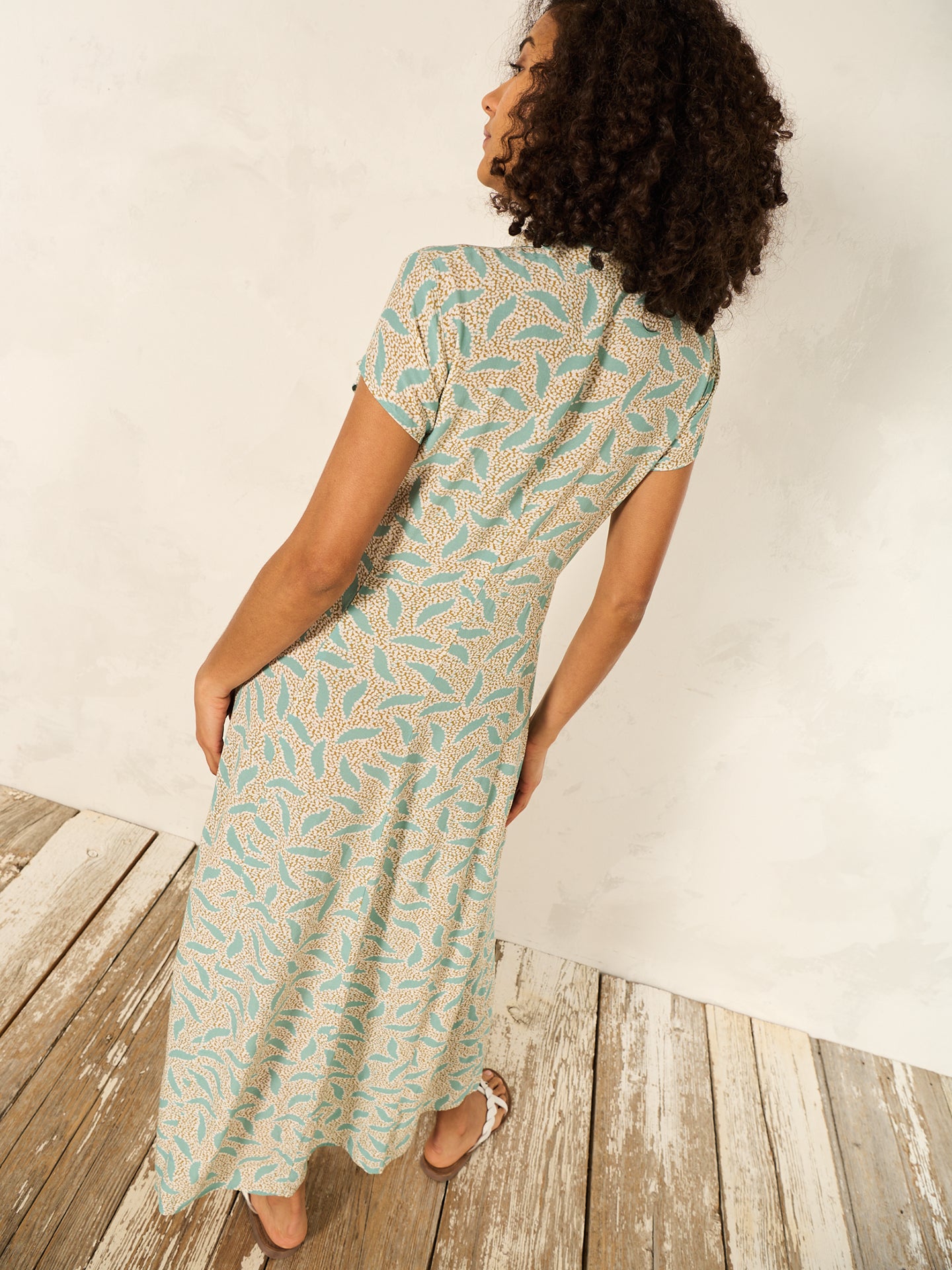 Kleid mit Kragen