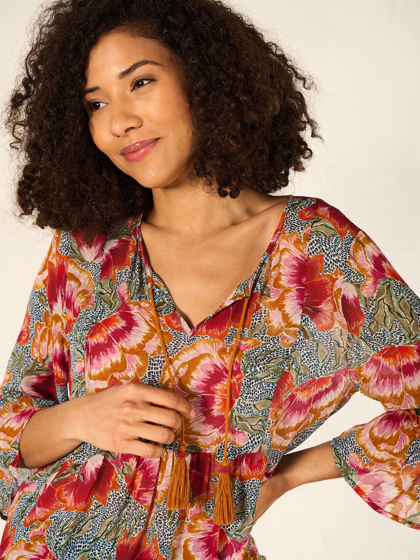 Bluse mit Rüschendetail