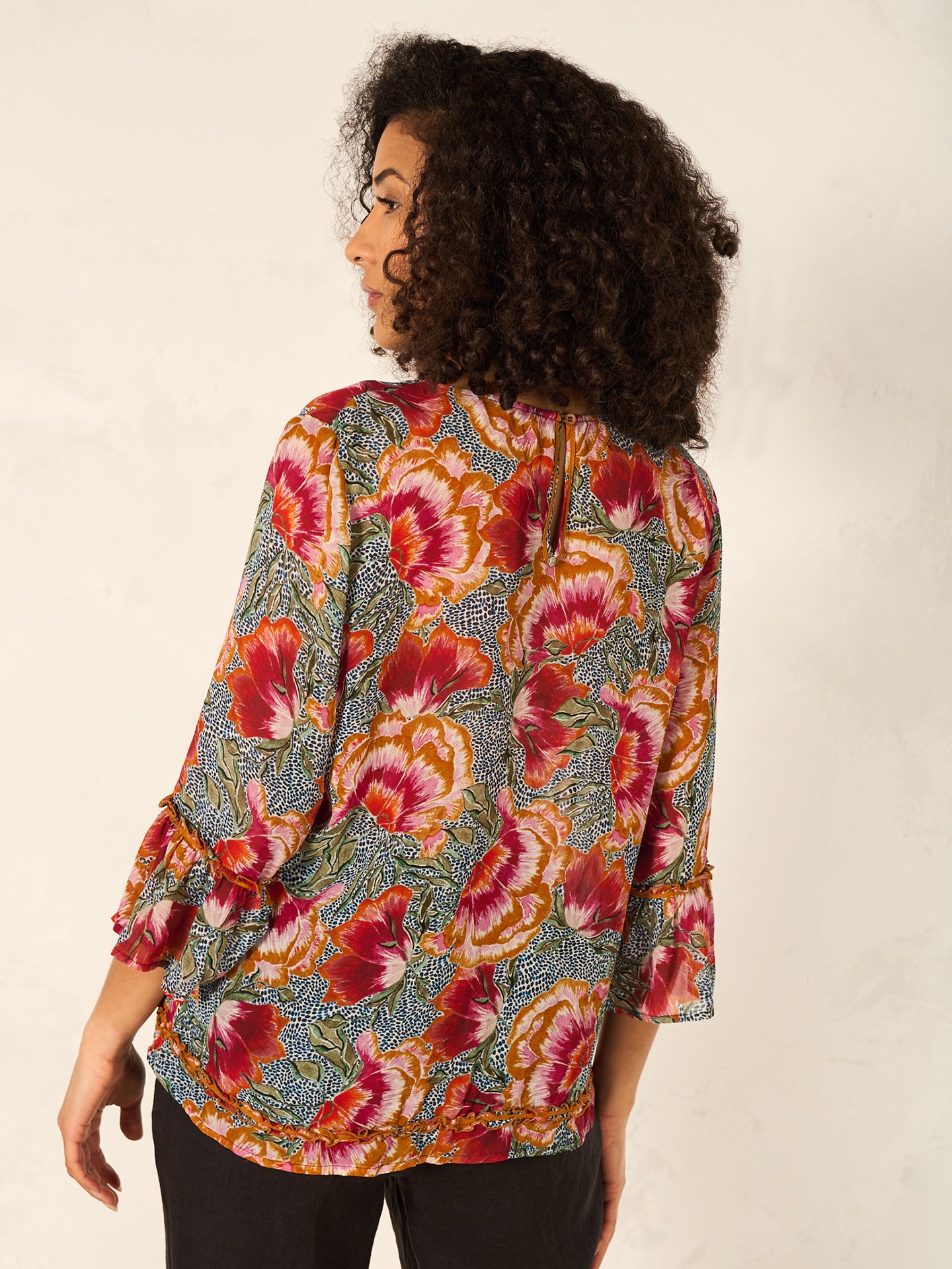 Bluse mit Rüschendetail