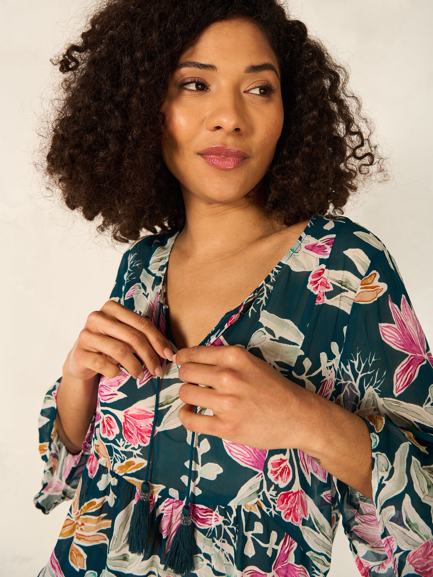 Bluse mit Rüschendetail