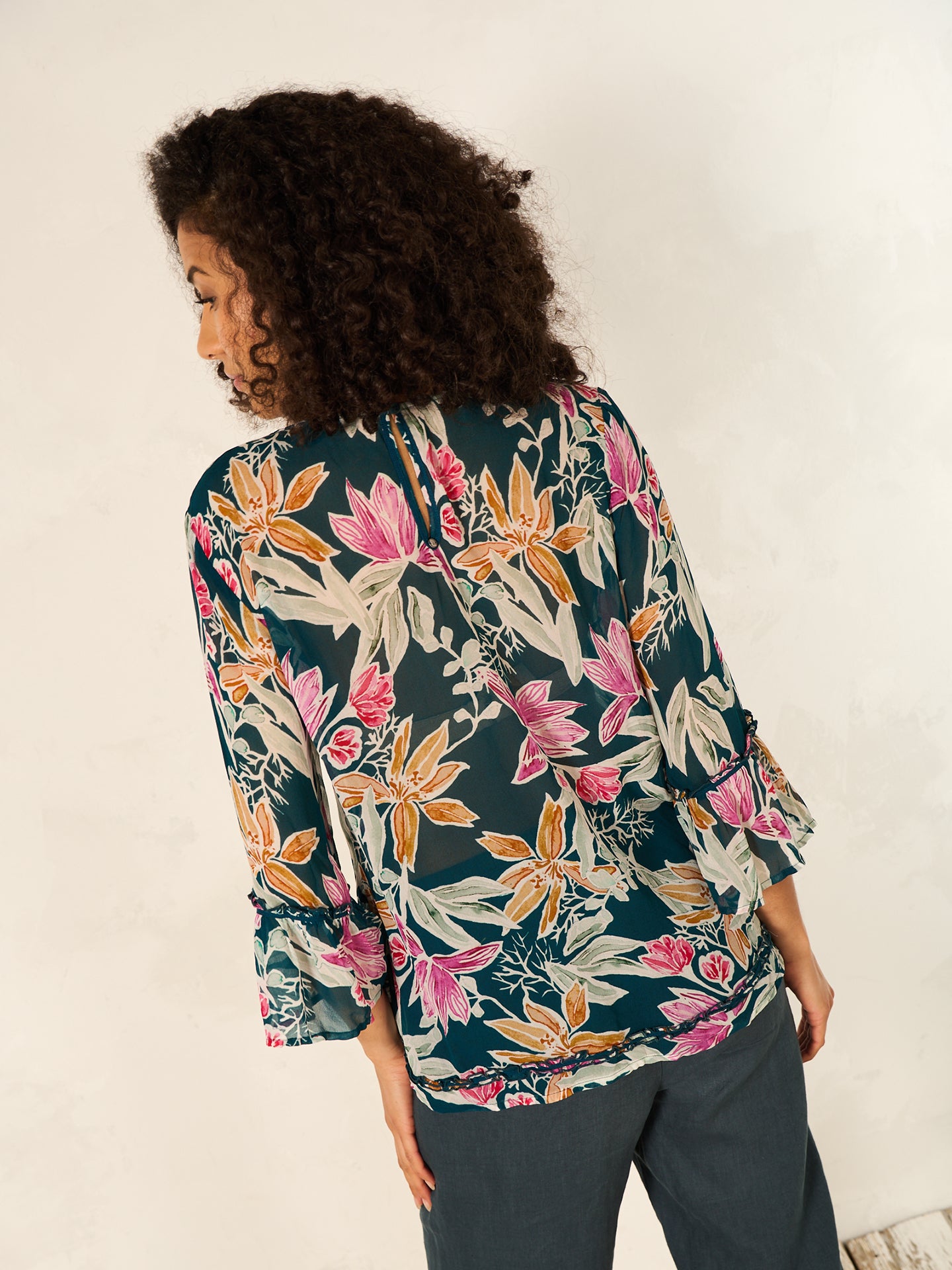 Bluse mit Rüschendetail