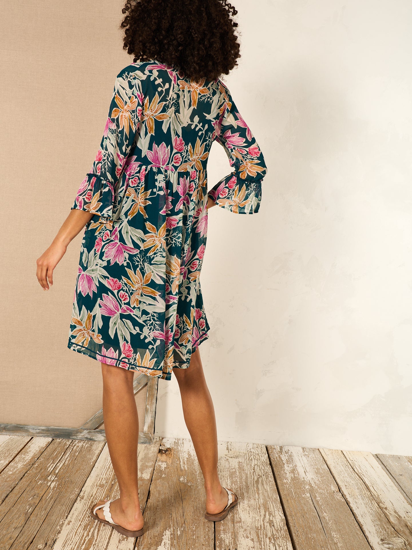 robe avec col en V