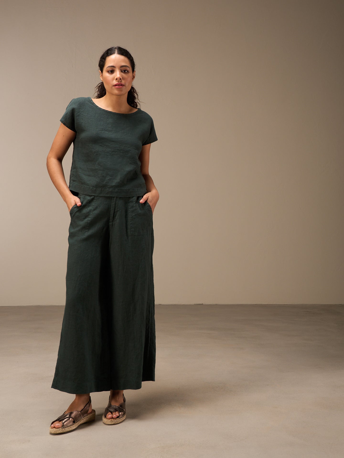 Pantaloni in lino