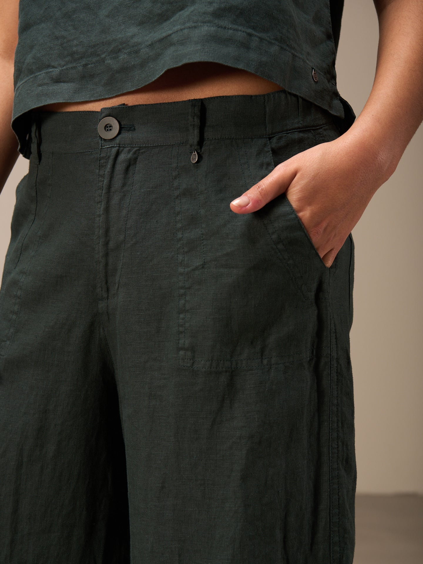 Pantaloni in lino