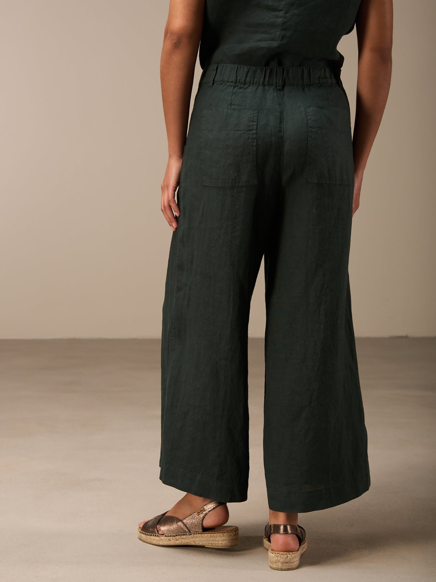 Pantaloni in lino