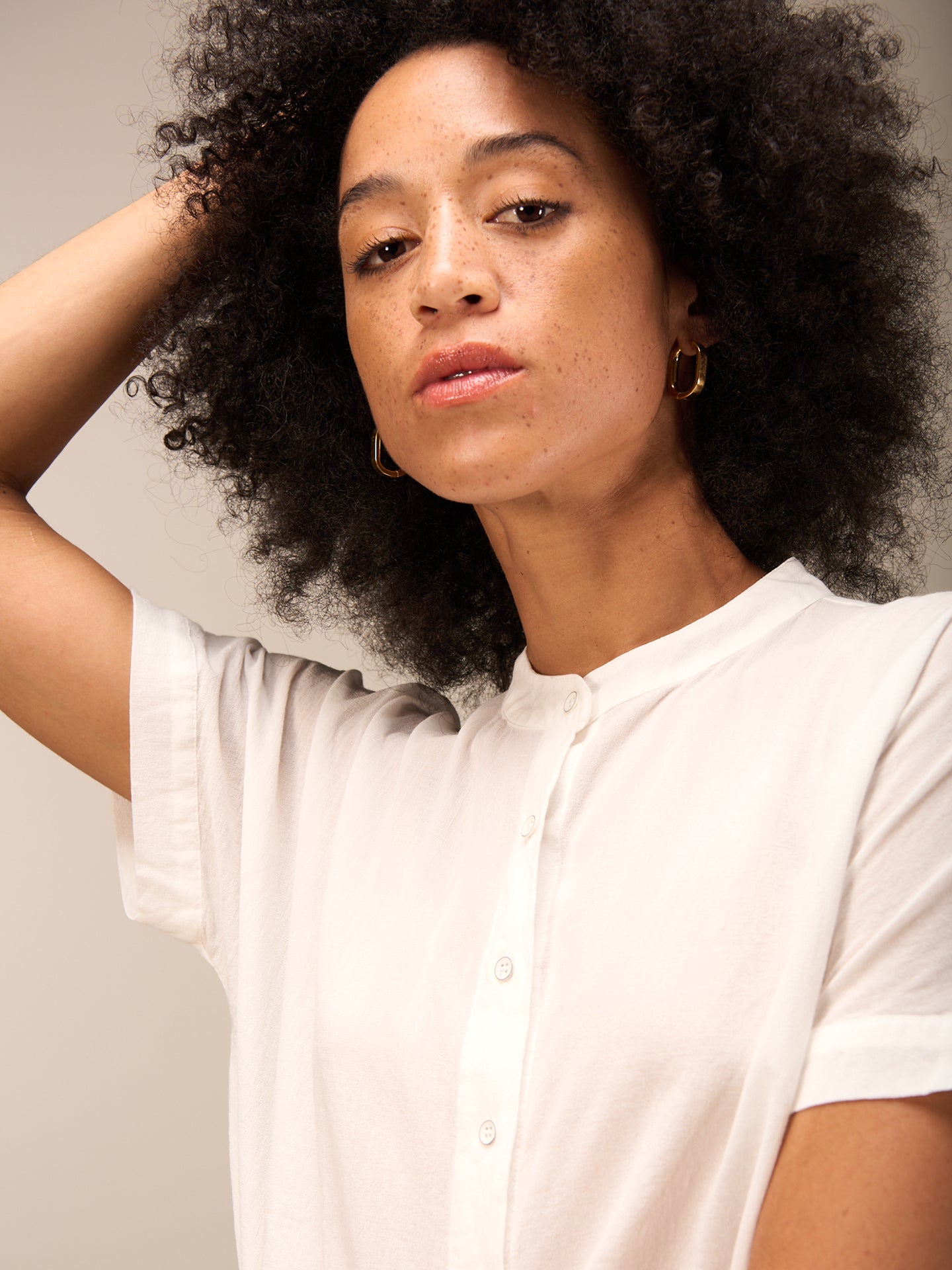 Blusa a maniche corte