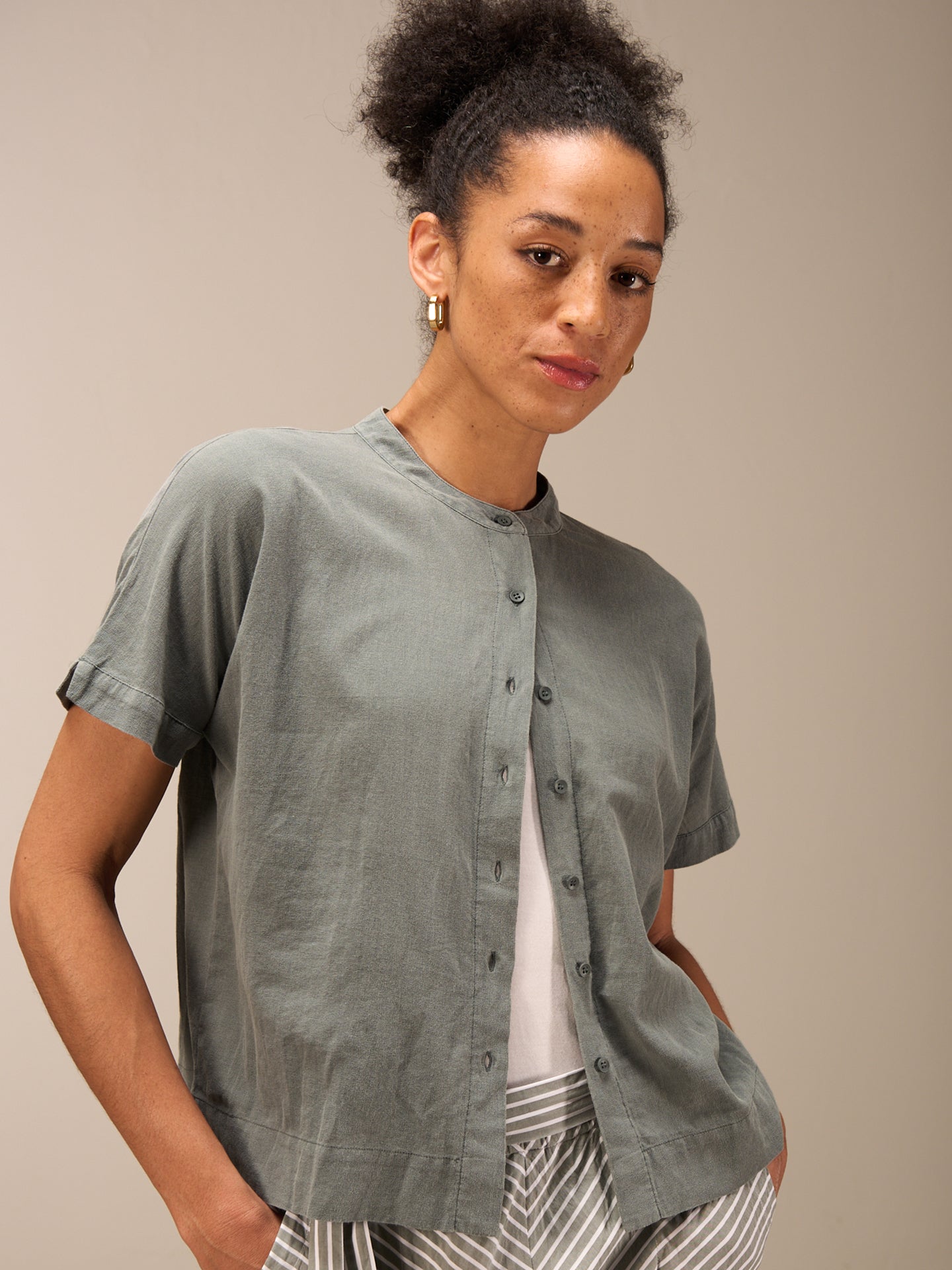 Blusa a maniche corte