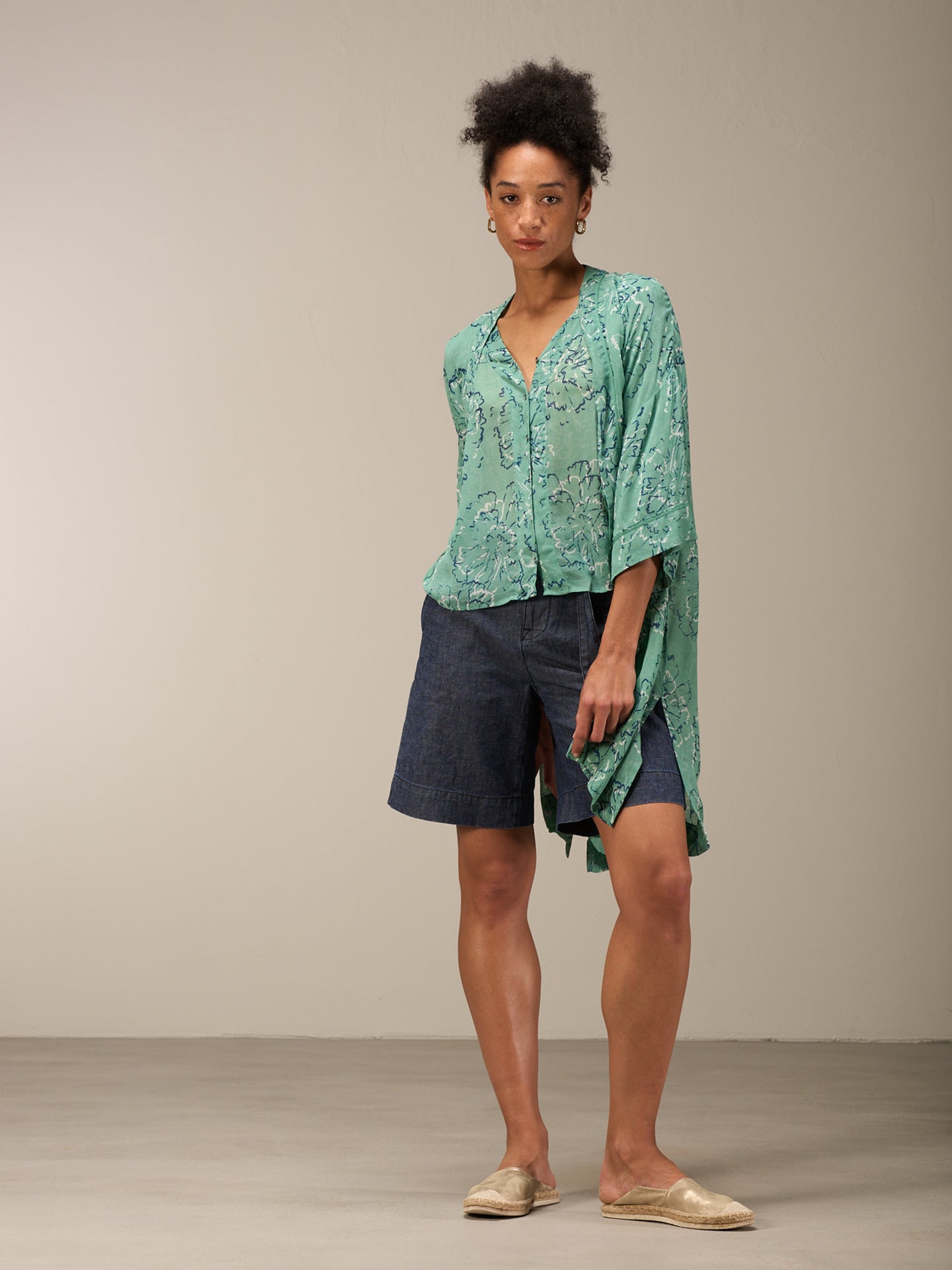 Bluse mit Knopfleiste