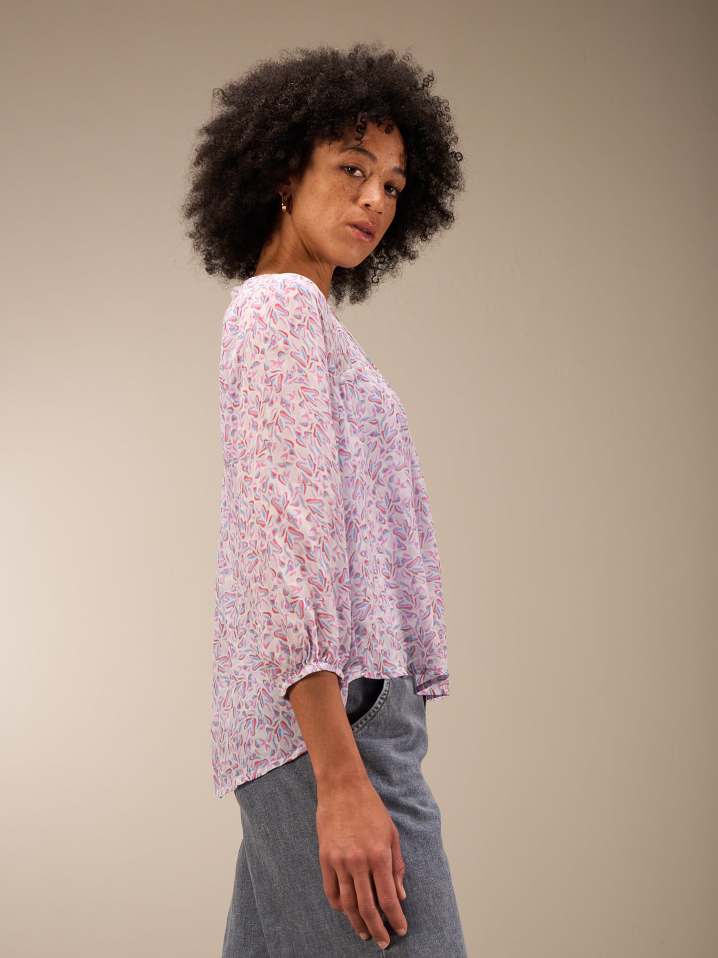 blouse à volants