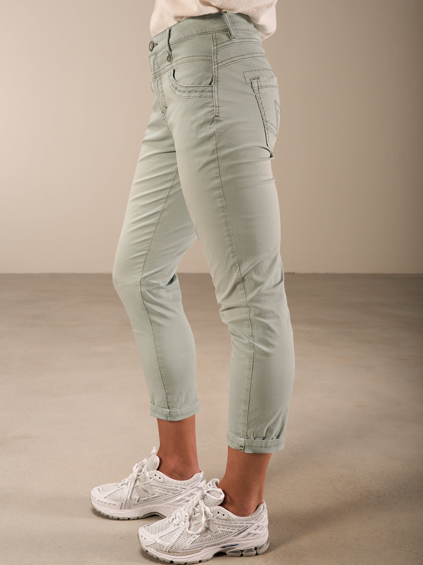 pantalon tapered