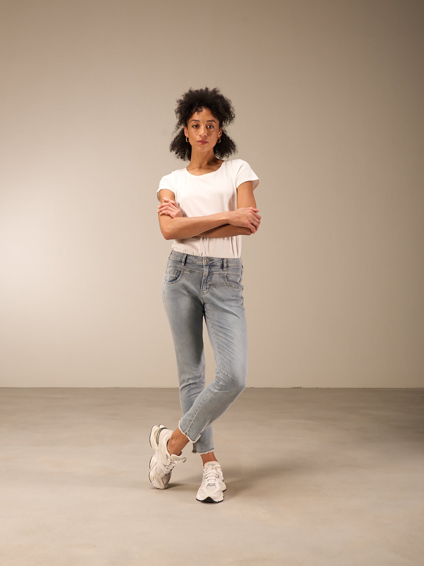 Tapered jeans