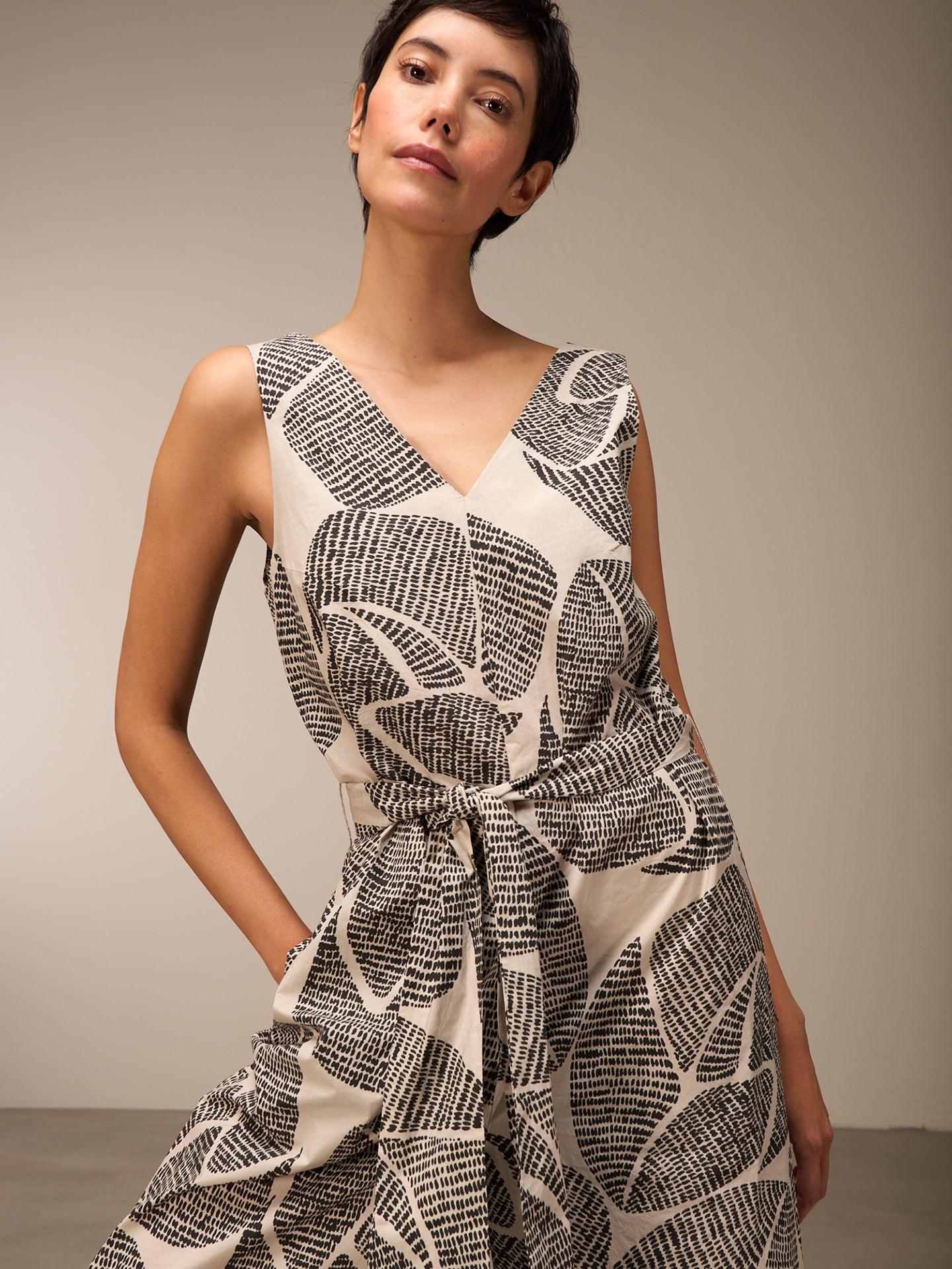 Tuta jumpsuit con cintura