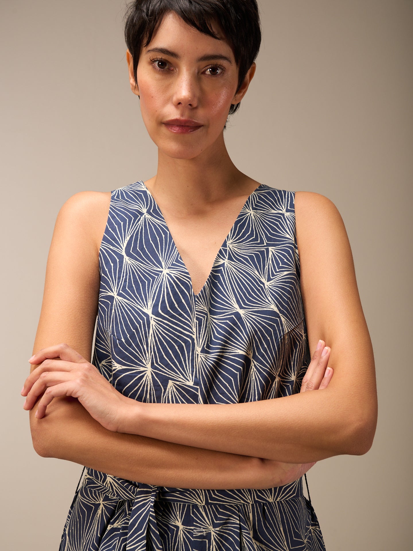 Tuta jumpsuit con cintura