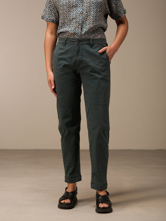 Pantaloni chino