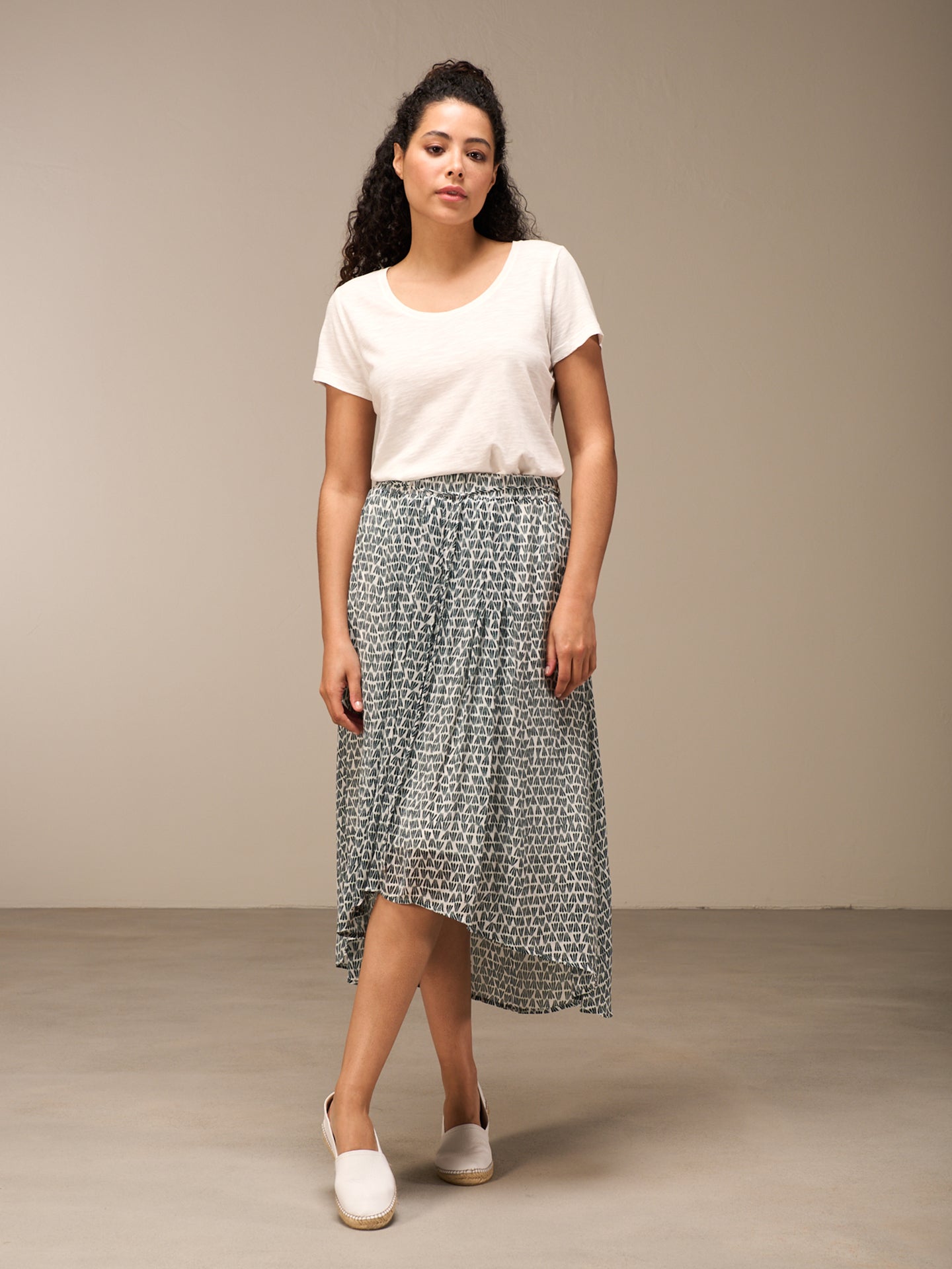 Rock mit elastischem Bund