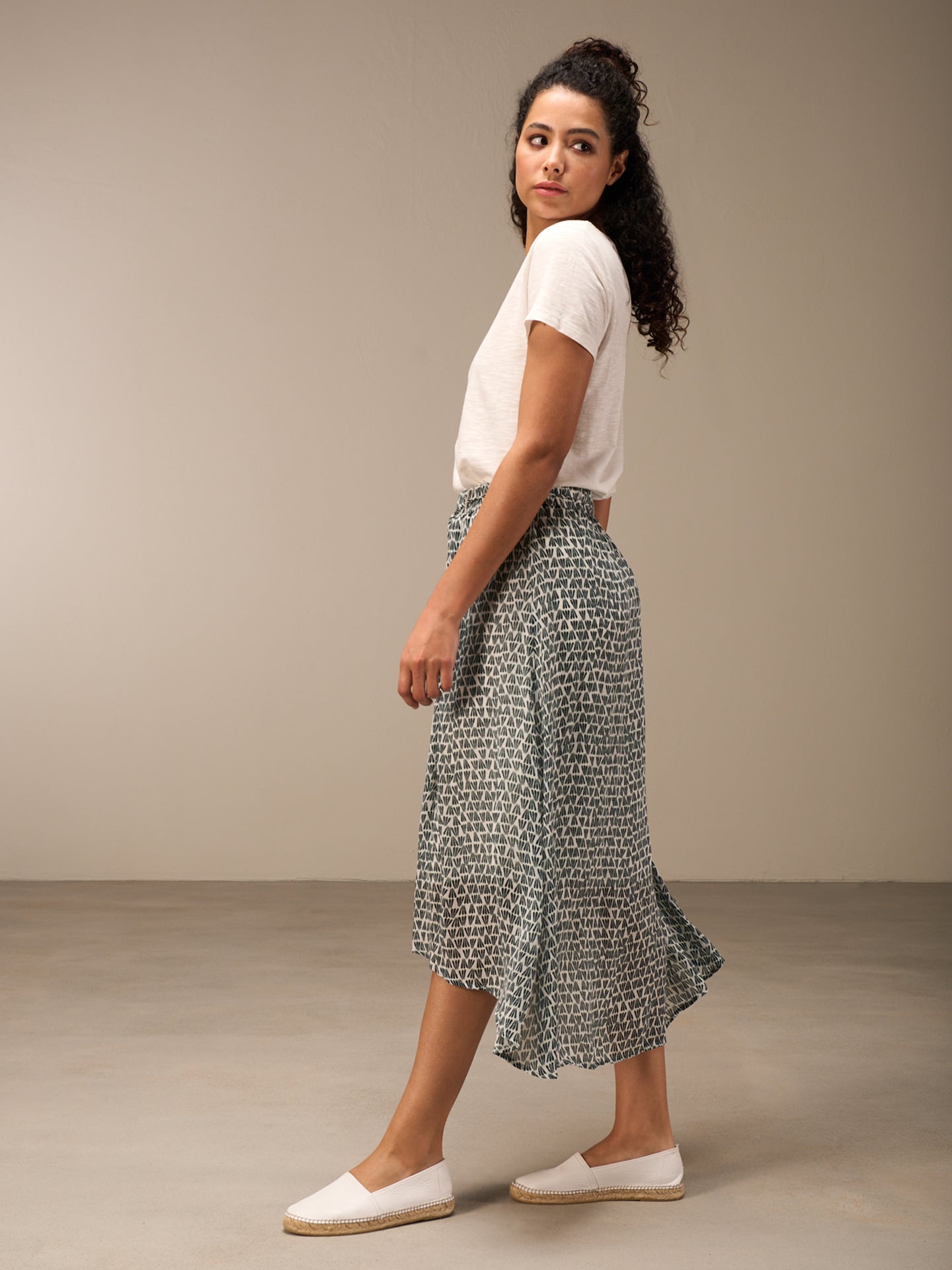 Rock mit elastischem Bund