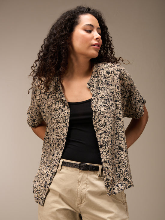 Bluse mit Stehkragen