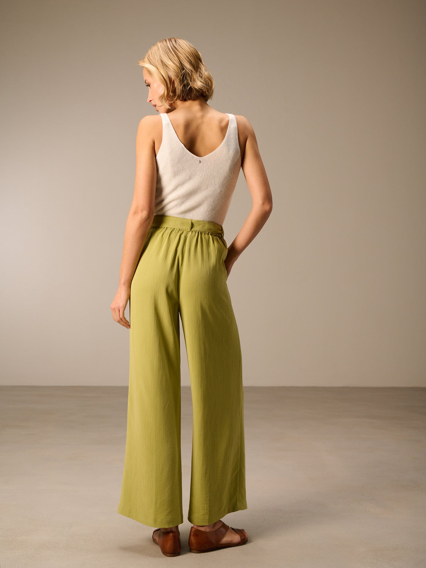 Hose mit weitem Bein
