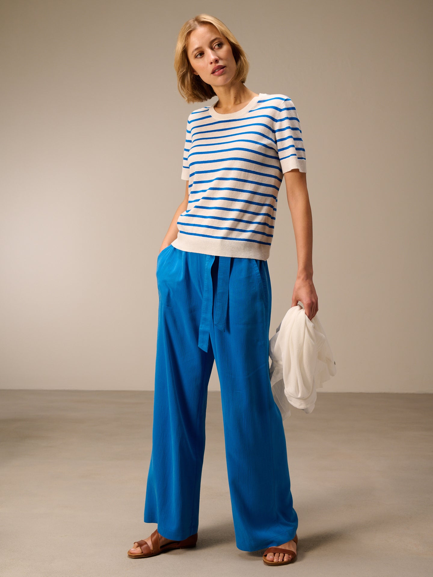 Hose mit weitem Bein