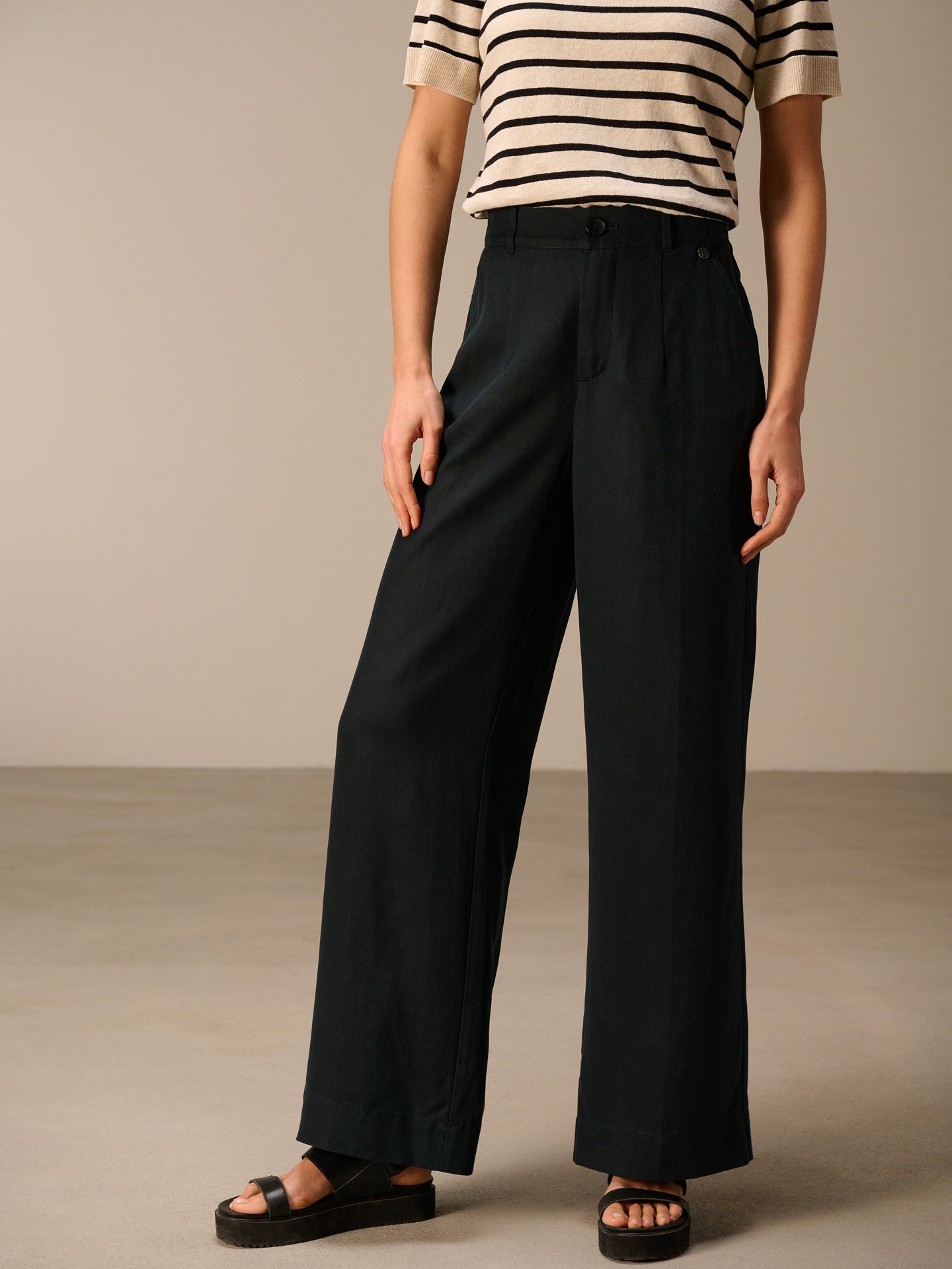 Pantaloni wide leg