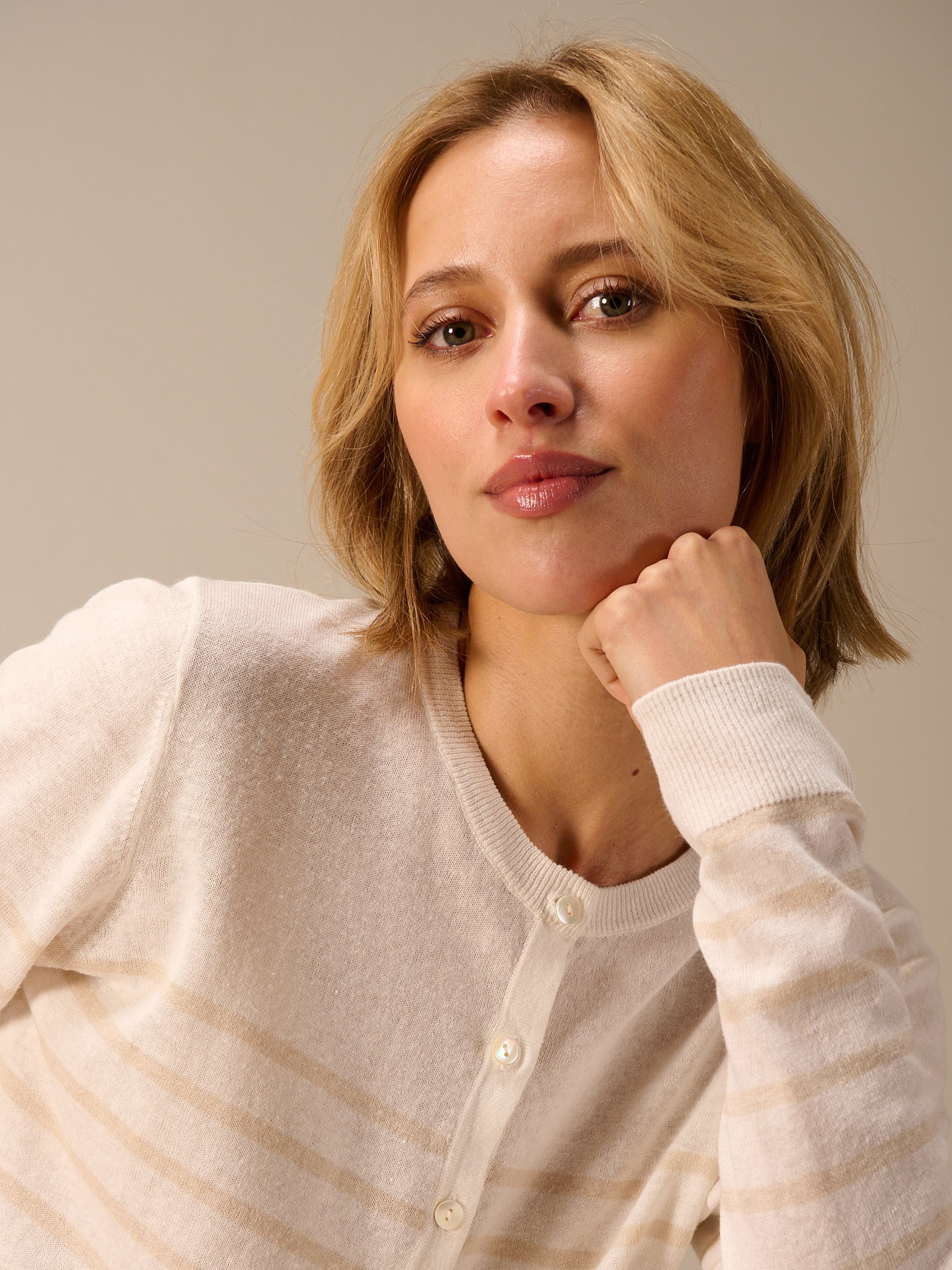 Cardigan with linen