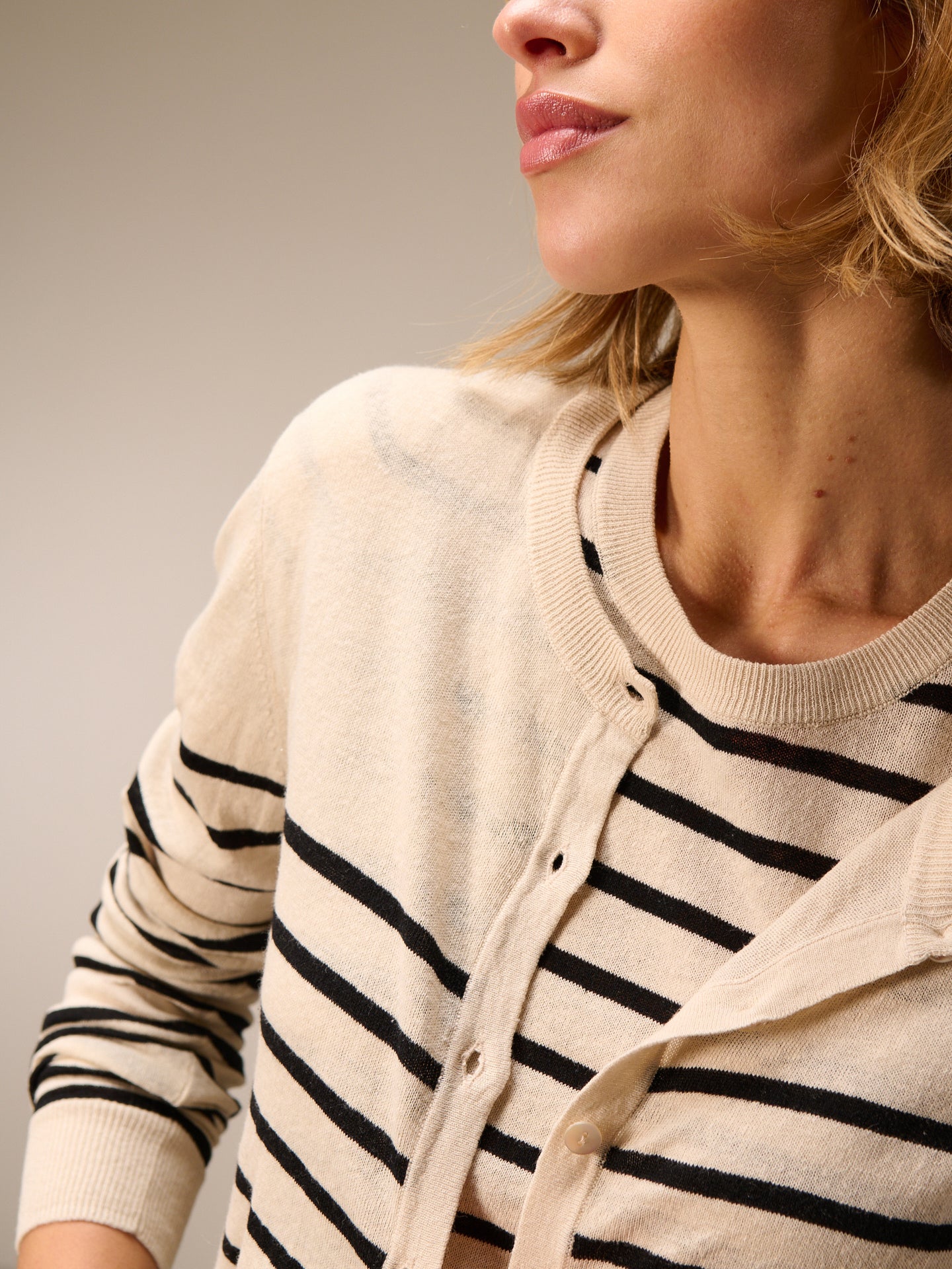 Cardigan with linen