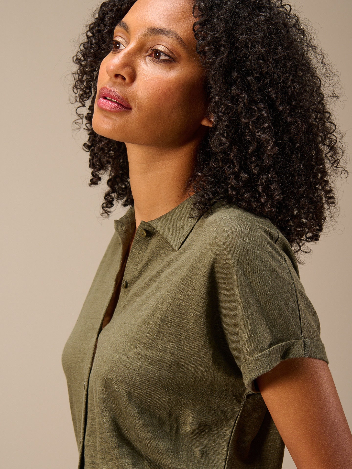 Shirt with collar